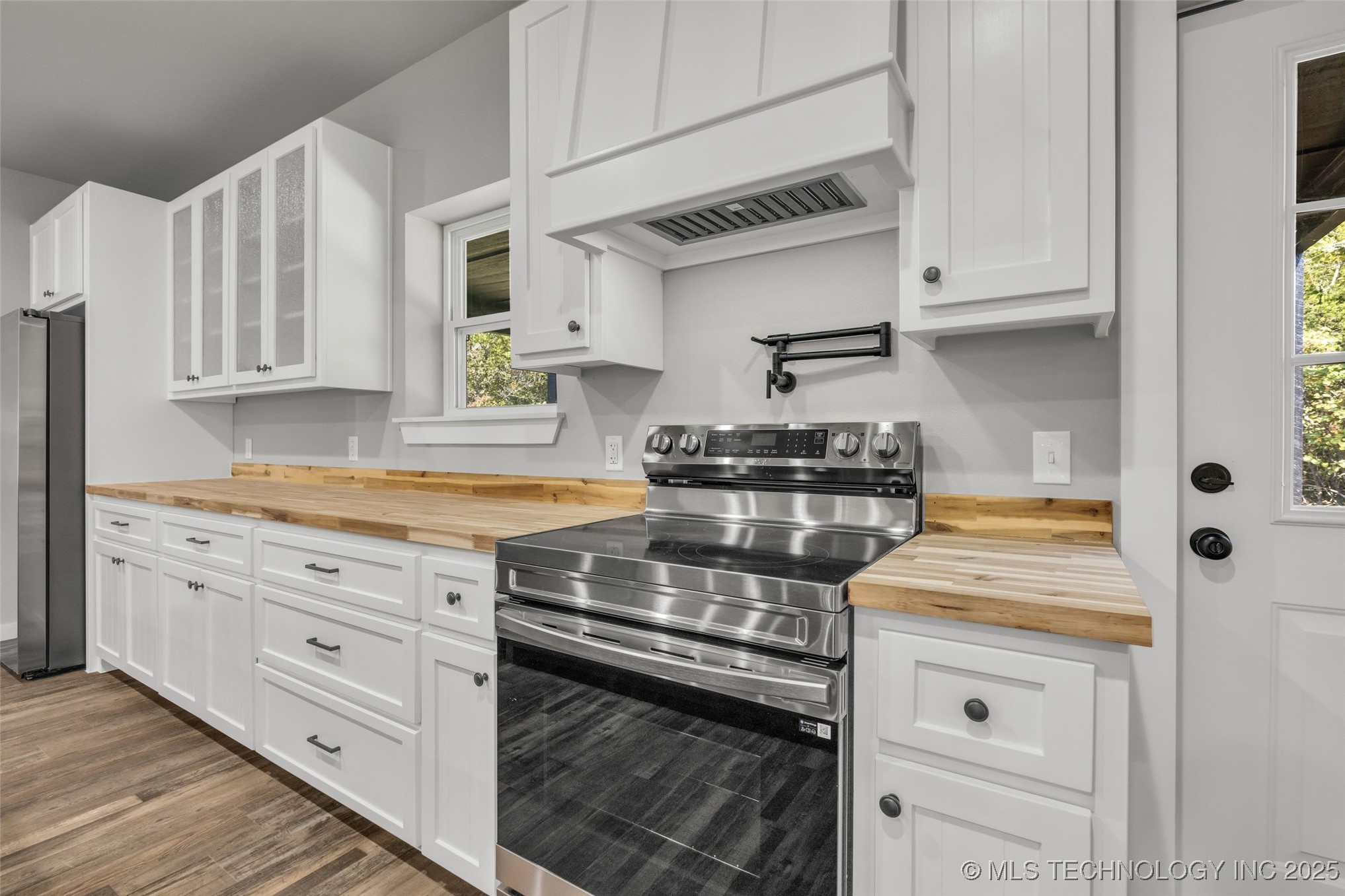 35761 W 101st Street S Property Photo 17