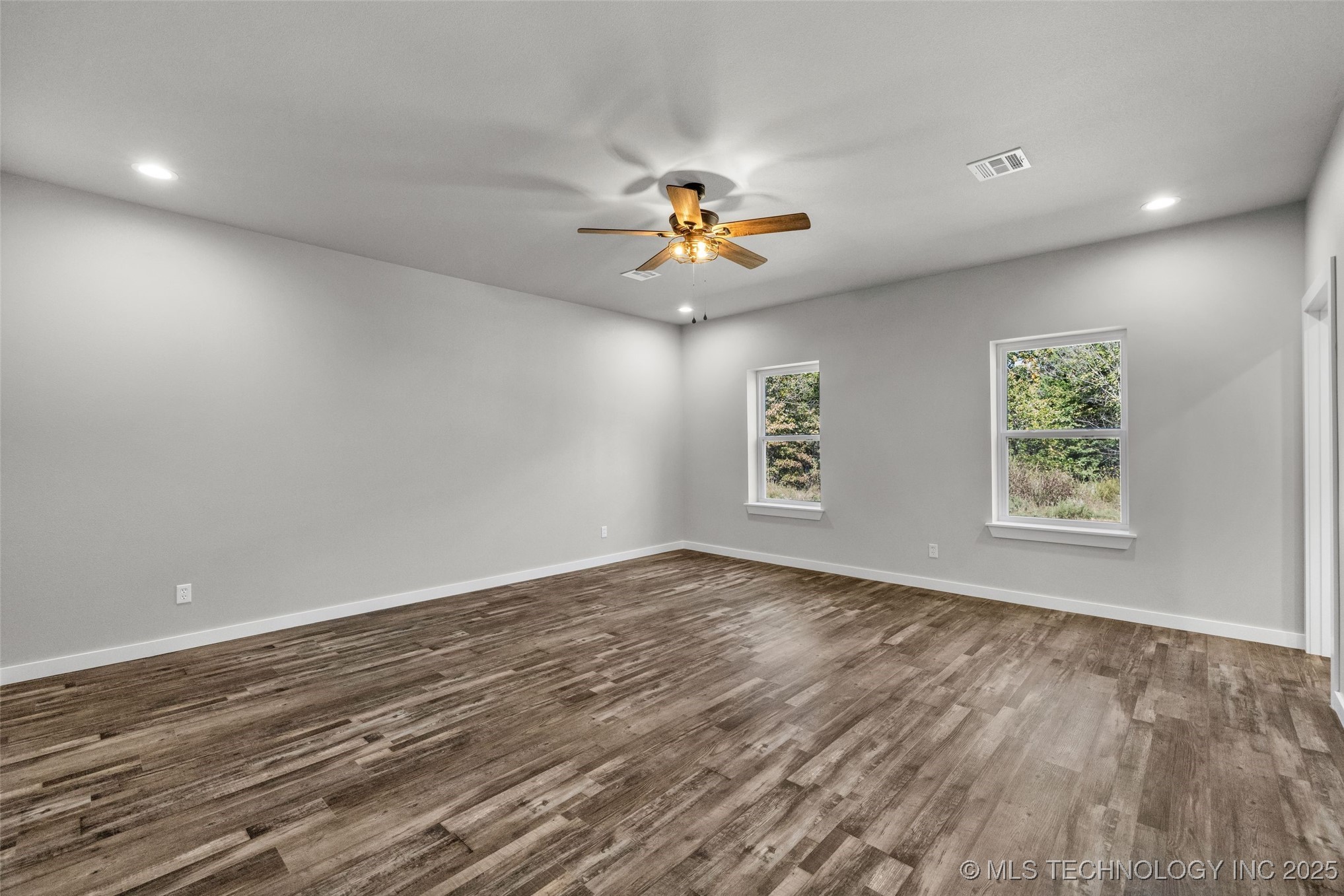 35761 W 101st Street S Property Photo 23