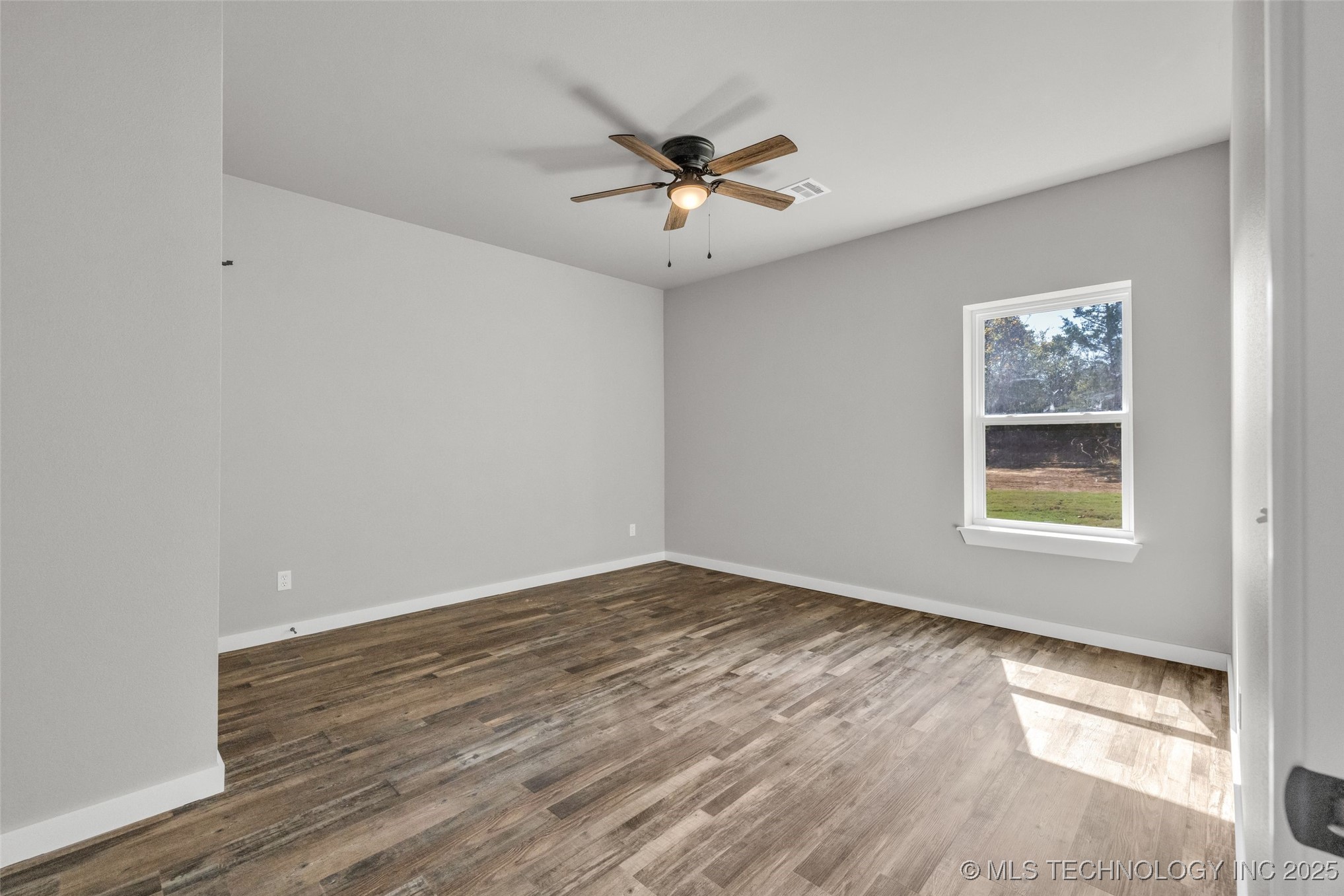 35761 W 101st Street S Property Photo 35