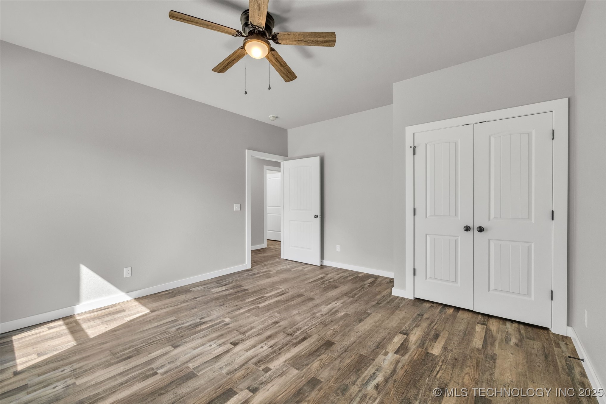 35761 W 101st Street S Property Photo 36