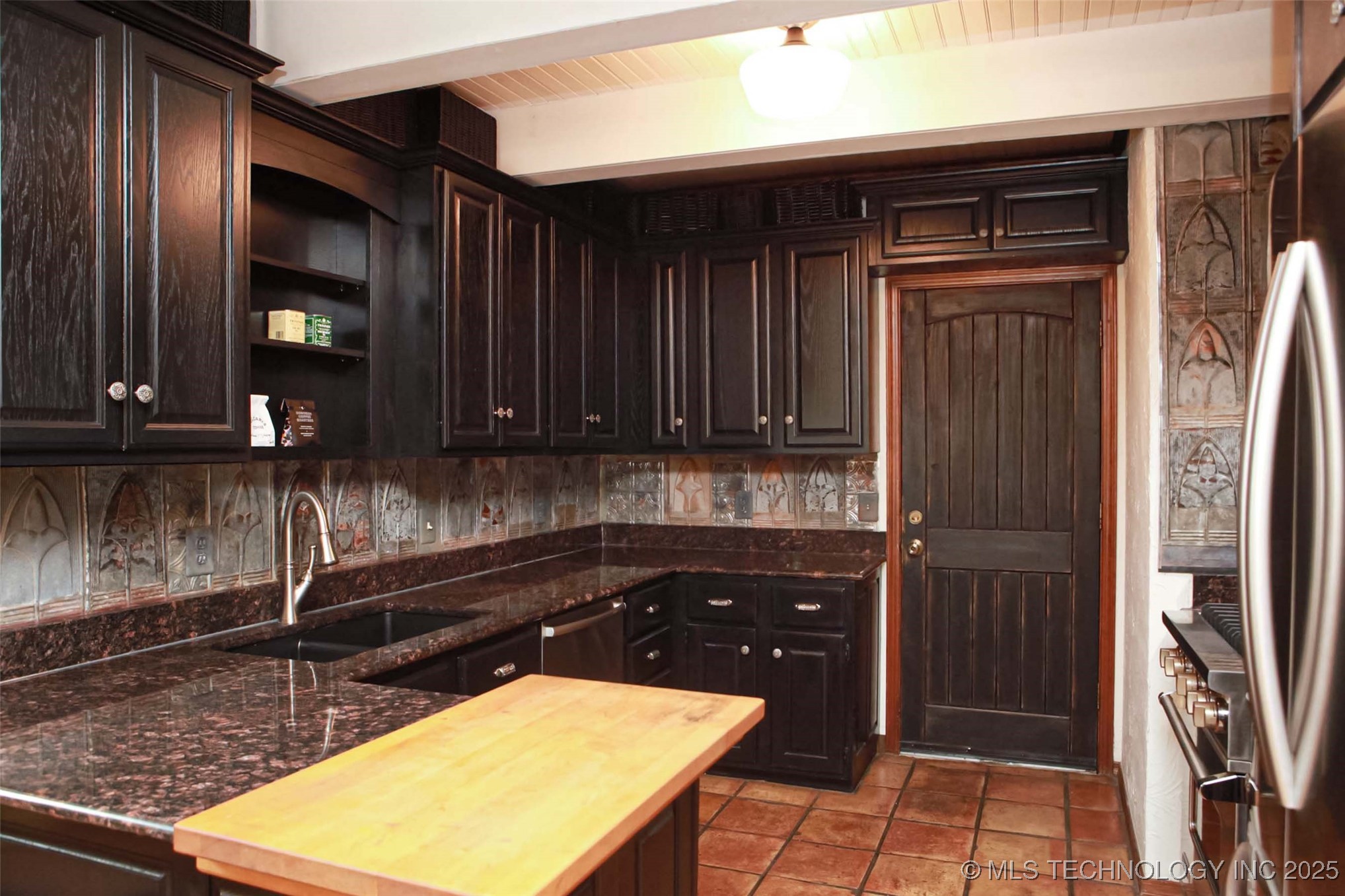 10 Woodward Boulevard 10 Property Photo 14