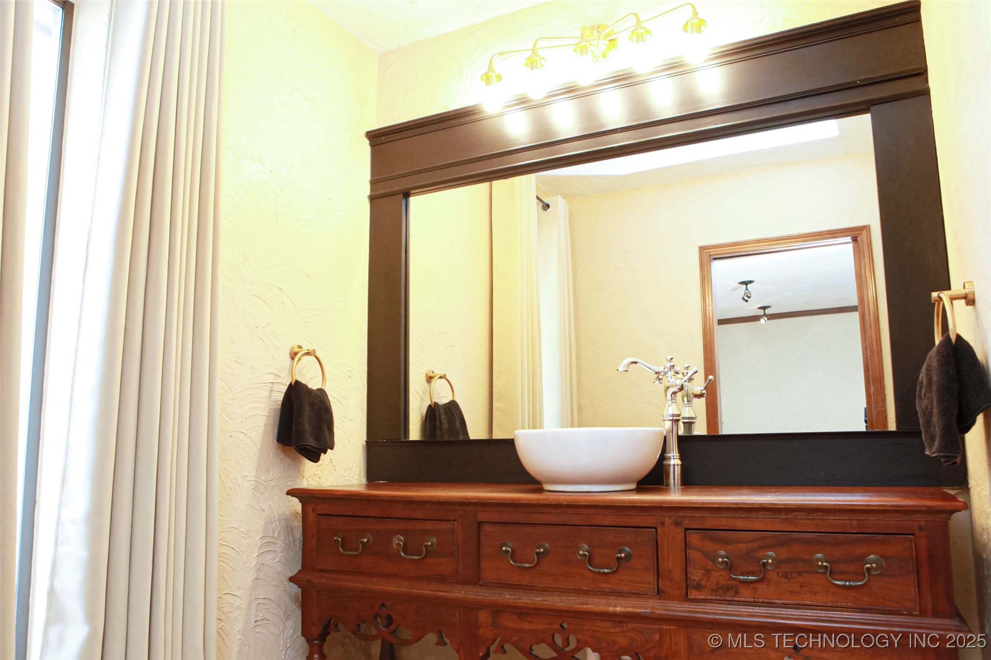 10 Woodward Boulevard 10 Property Photo 21