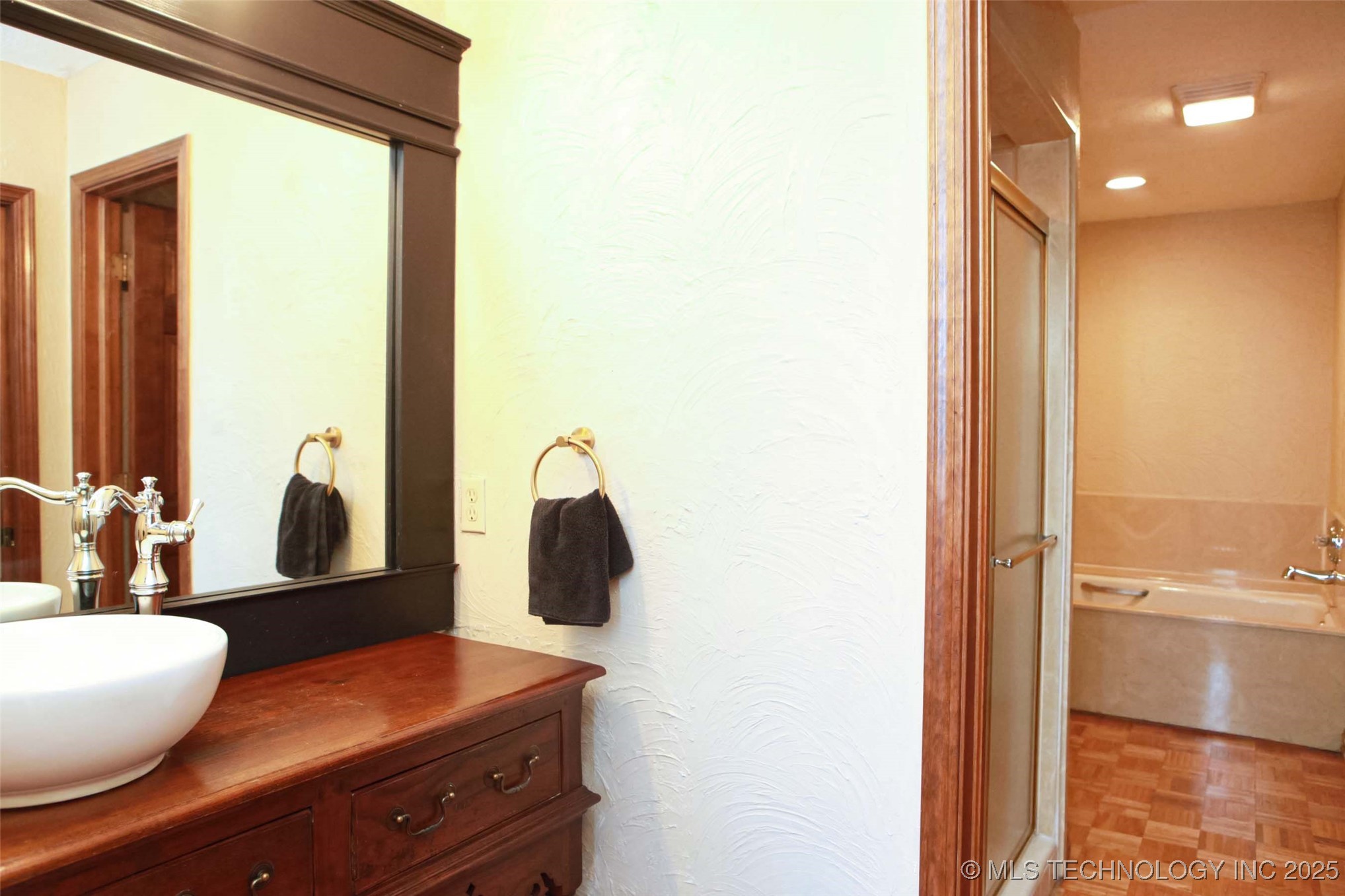 10 Woodward Boulevard 10 Property Photo 22