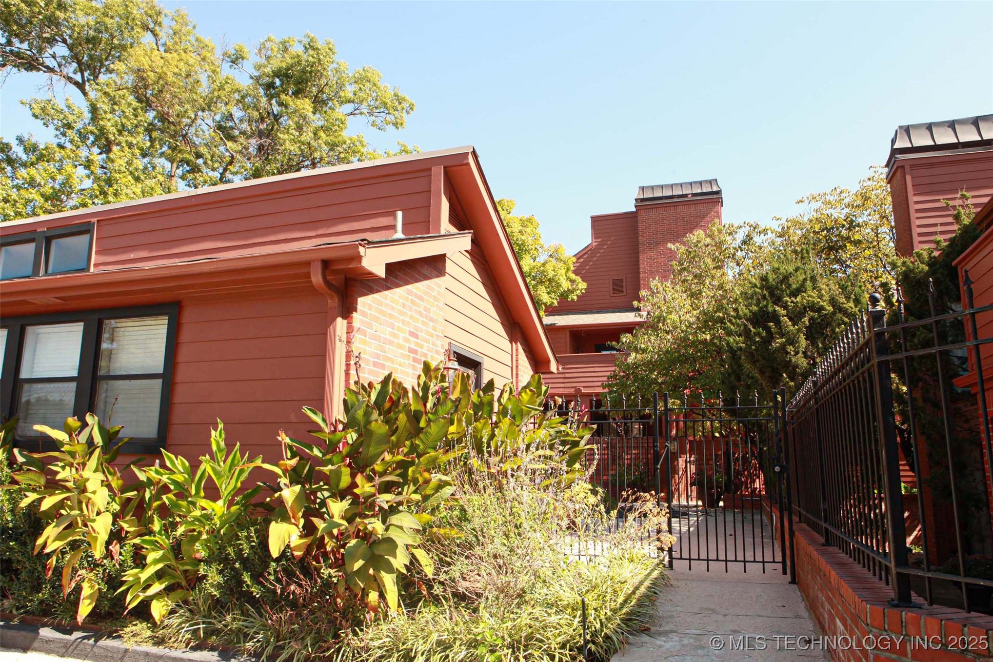 10 Woodward Boulevard 10 Property Photo 37