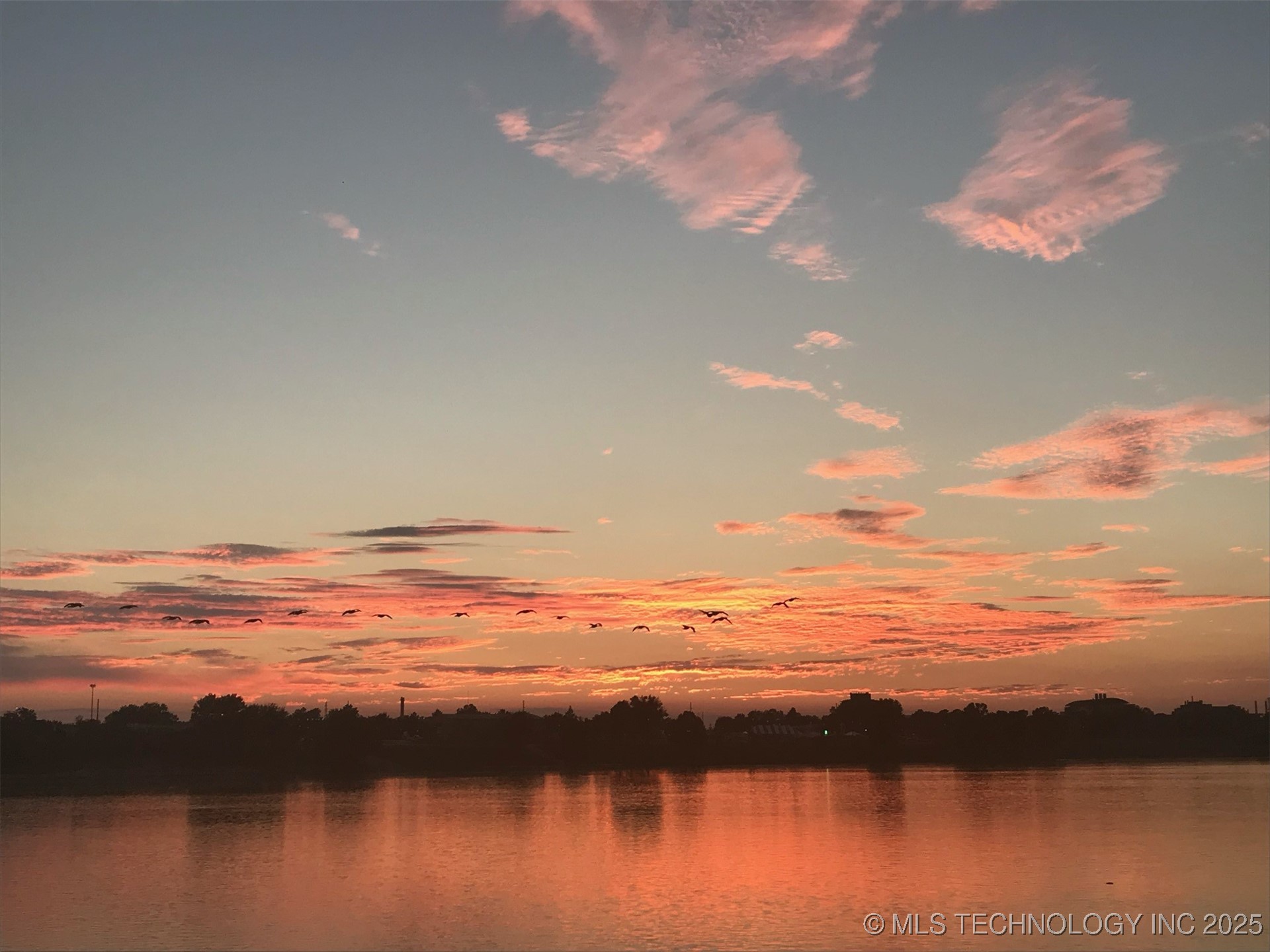 420707 E 1166 Road Property Photo 4