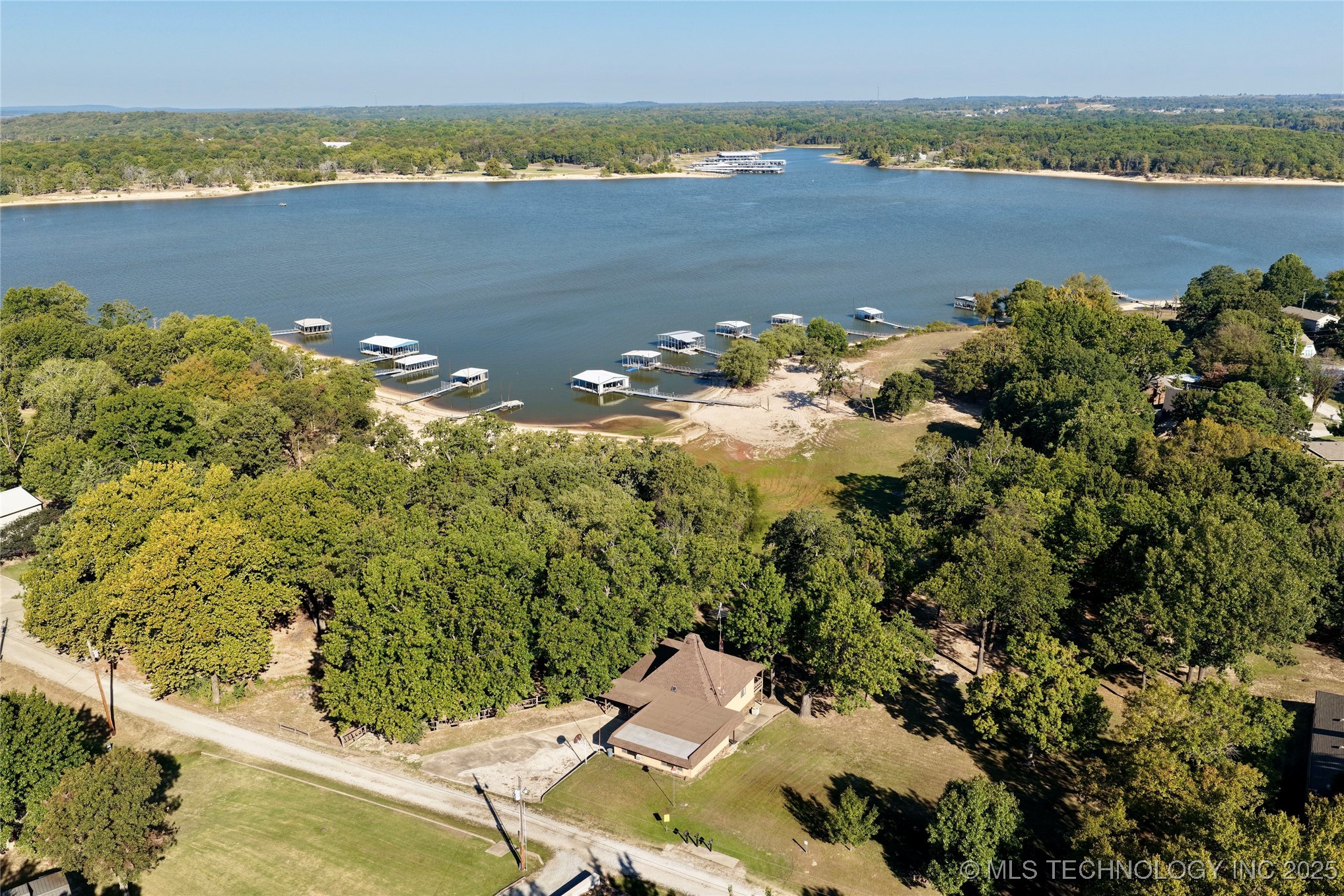 420707 E 1166 Road Property Photo 5