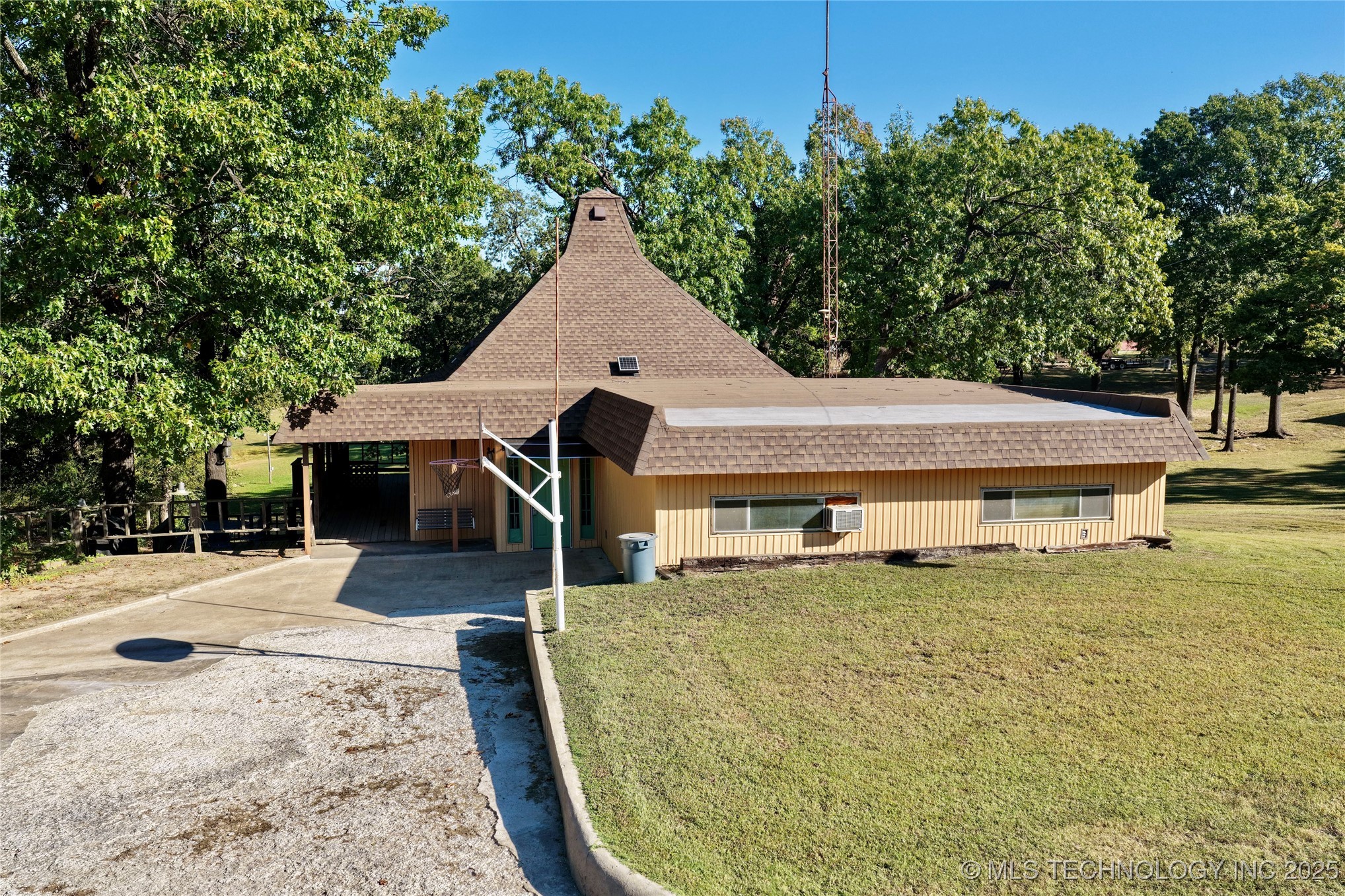 420707 E 1166 Road Property Photo 21