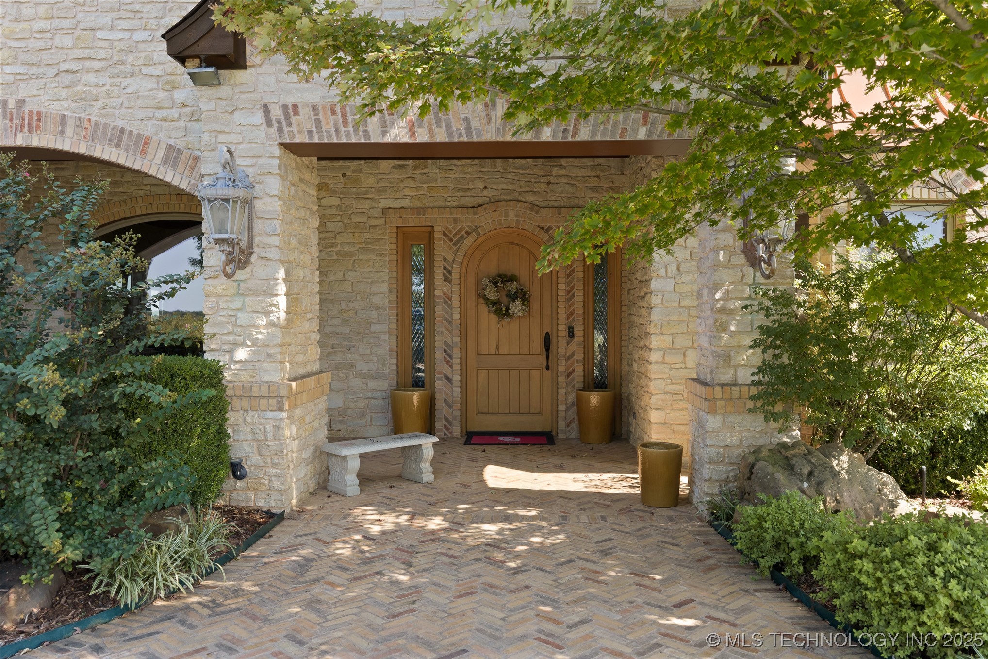 810 Gene Autry Road Property Photo 2