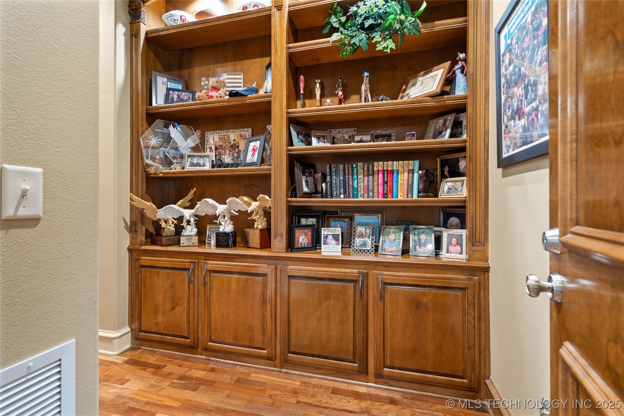 810 Gene Autry Road Property Photo 21