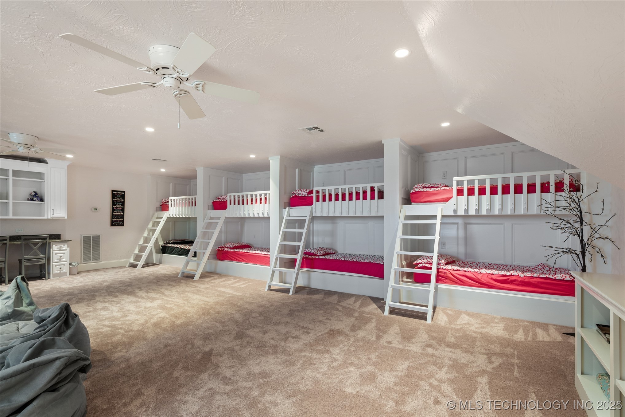 810 Gene Autry Road Property Photo 53