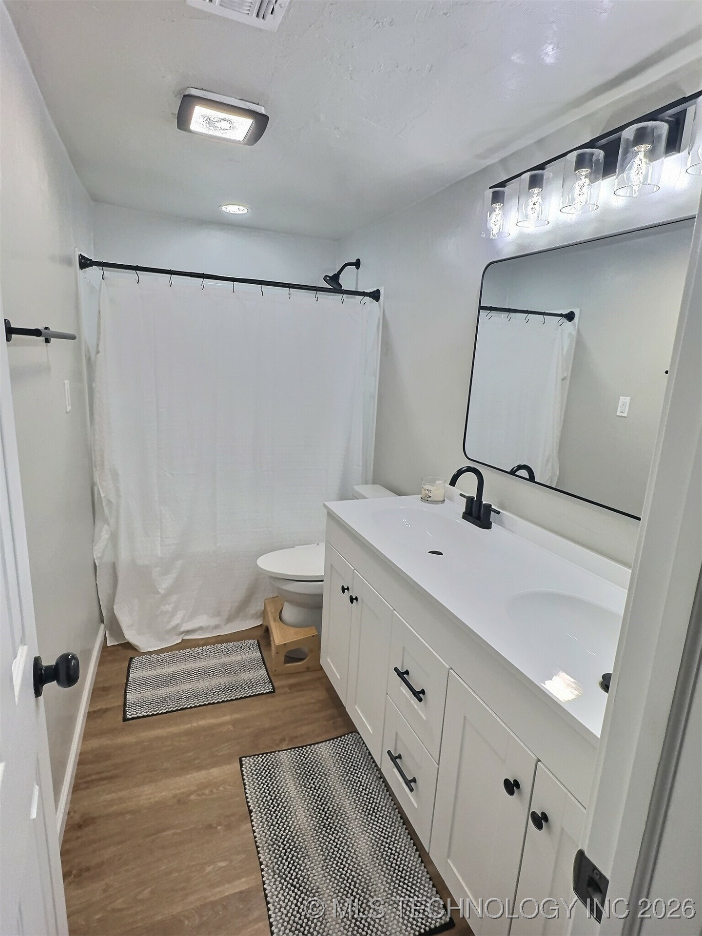 1206 W Haskell Street Property Photo 12