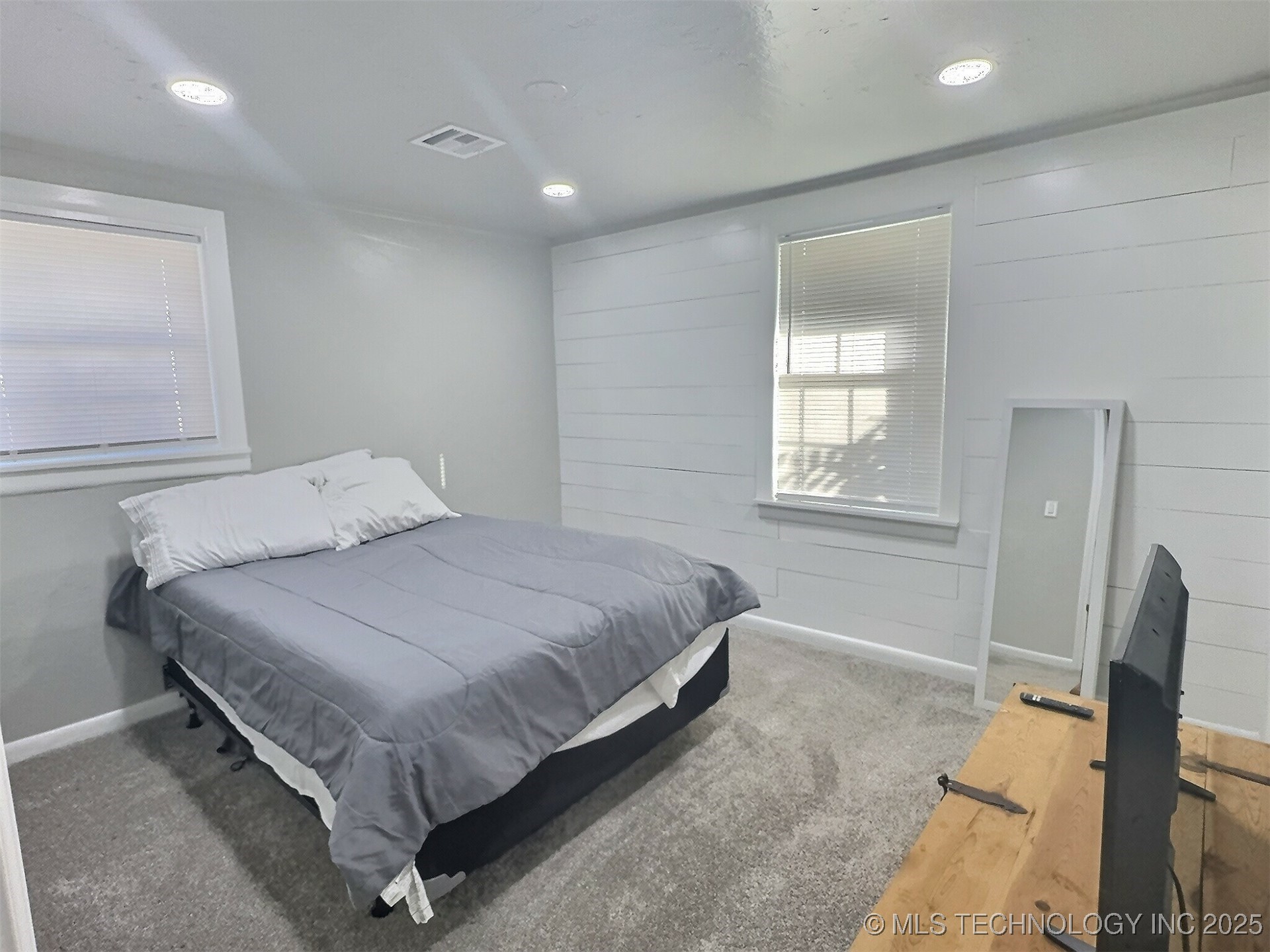 1206 W Haskell Street Property Photo 16