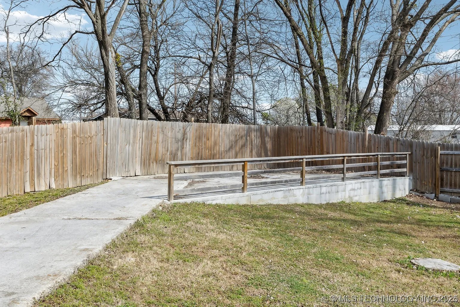 1206 W Haskell Street Property Photo 20