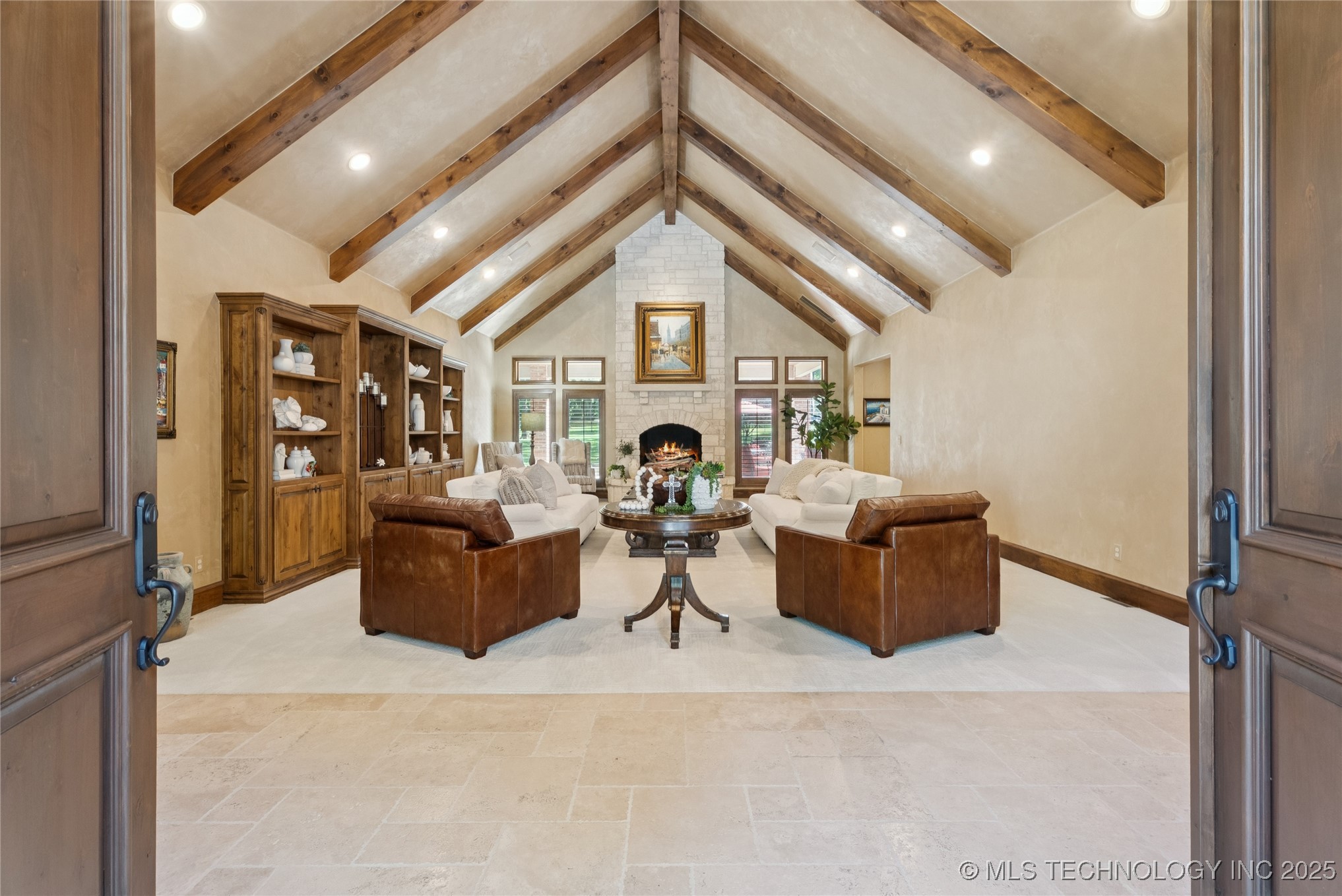 19837 E Woodhaven Road Property Photo 6