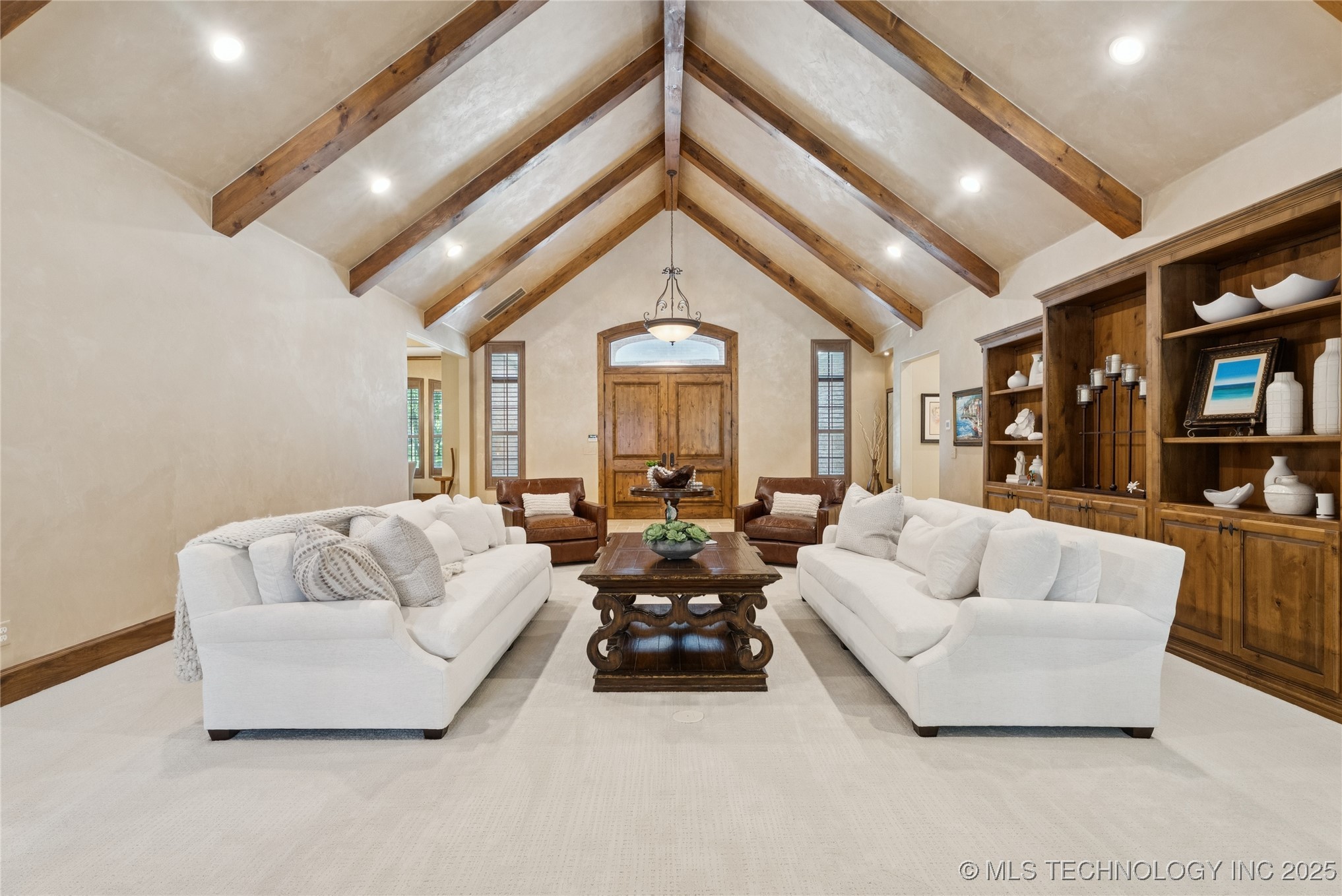 19837 E Woodhaven Road Property Photo 7