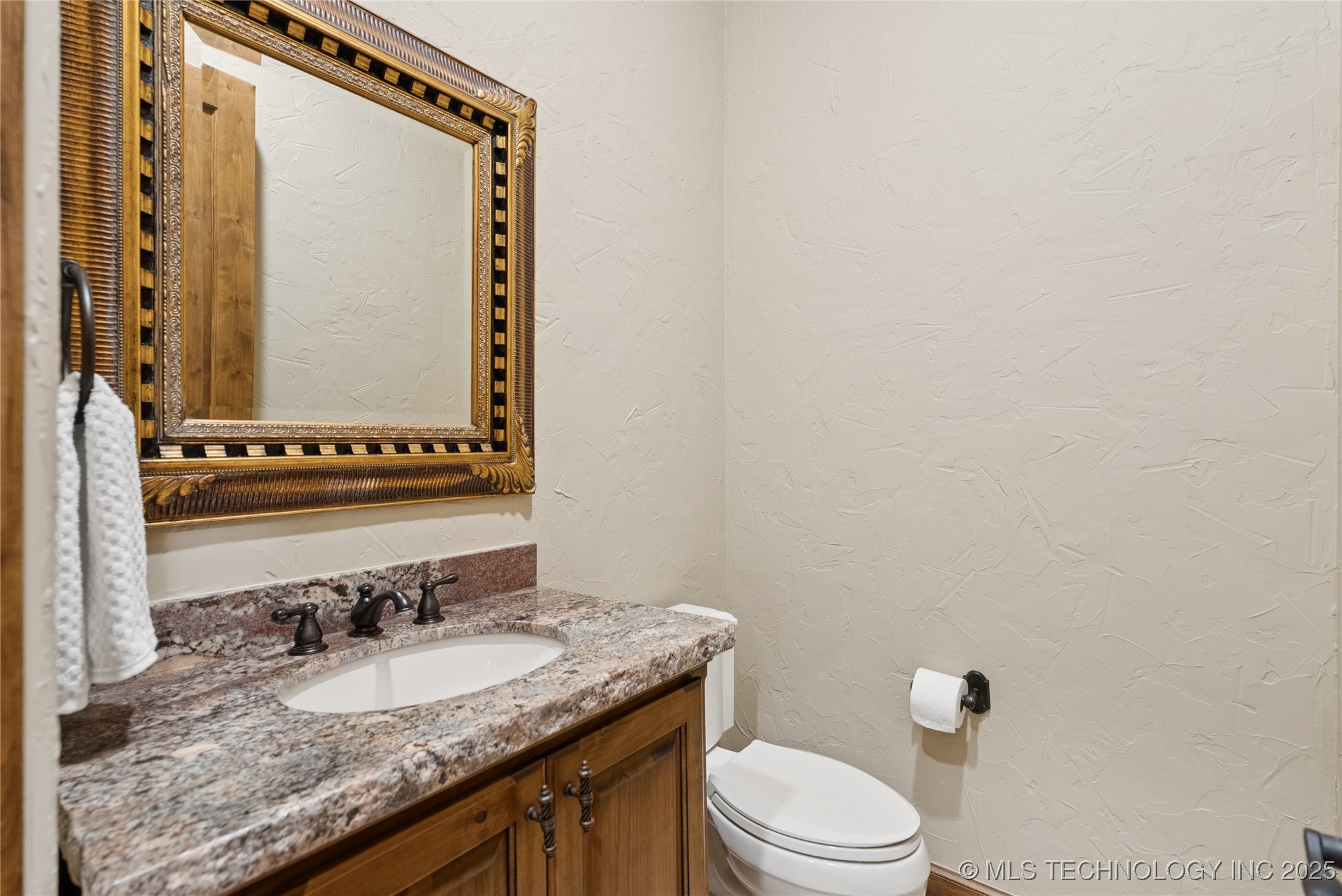 19837 E Woodhaven Road Property Photo 18