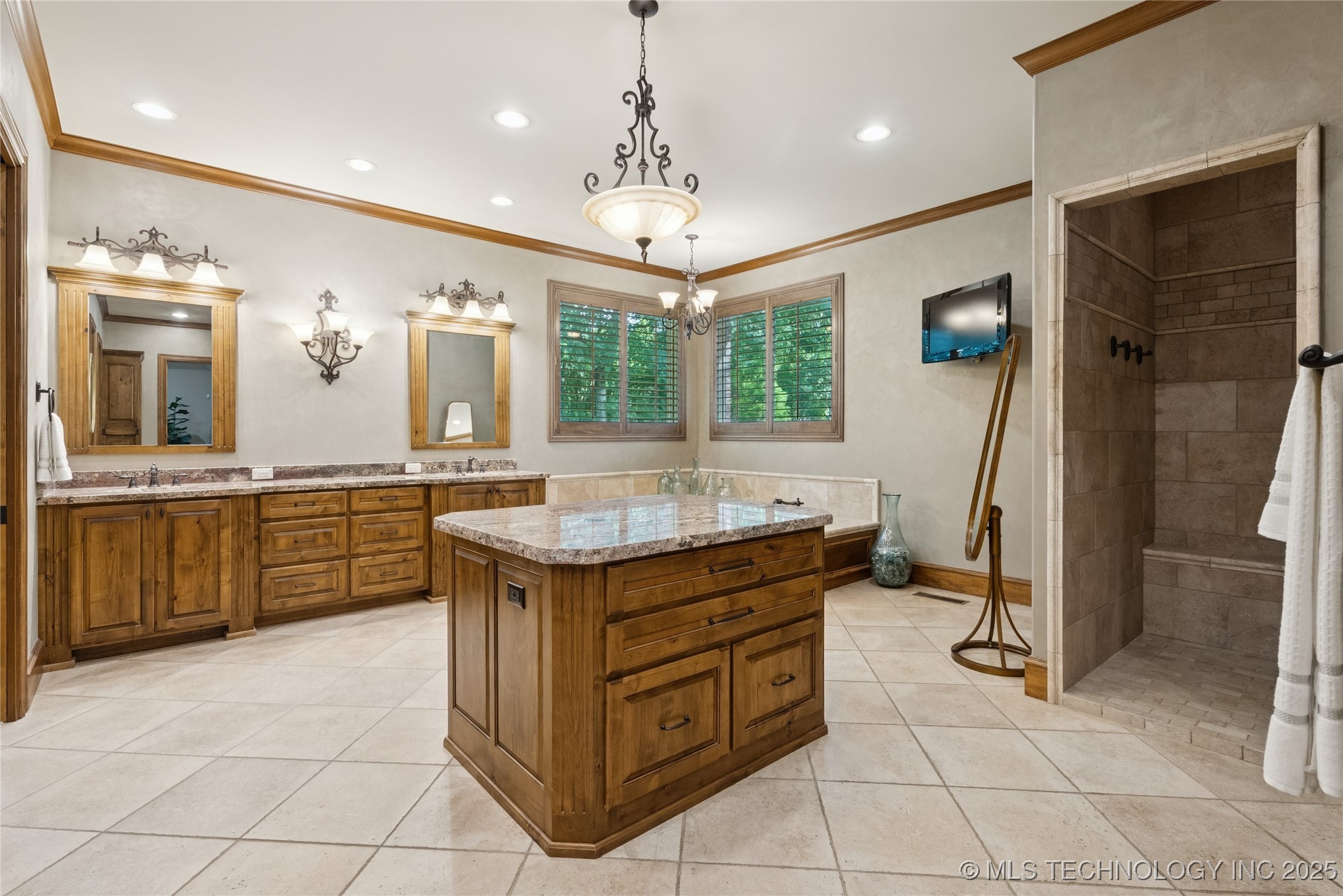 19837 E Woodhaven Road Property Photo 24