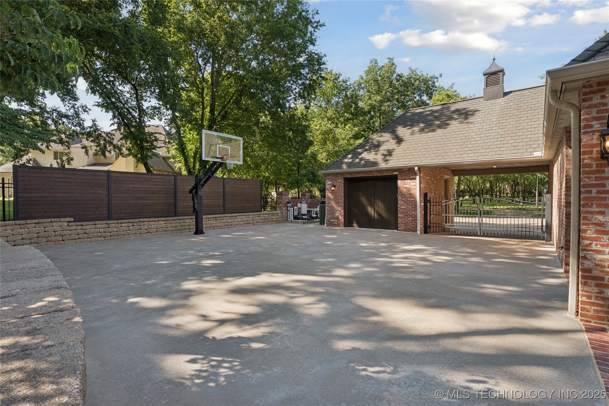 19837 E Woodhaven Road Property Photo 47