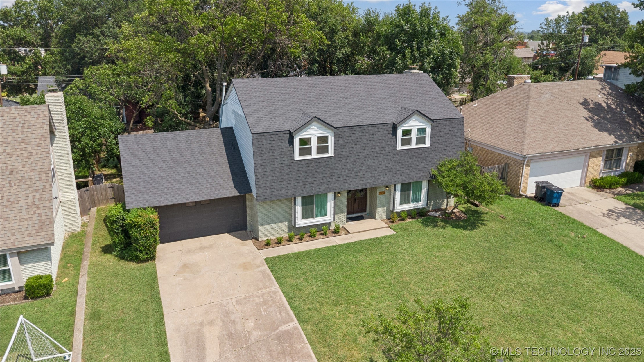 7351 E 58th Place Property Photo 4