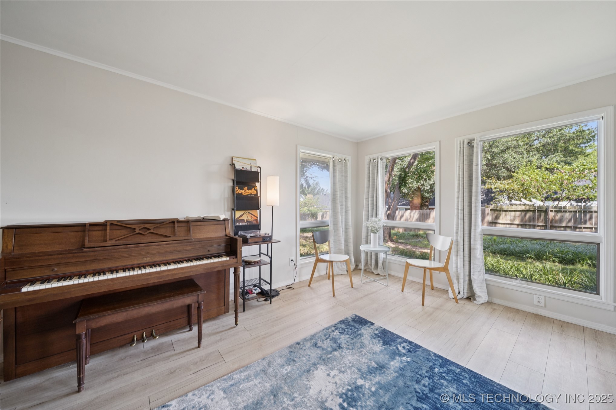 7351 E 58th Place Property Photo 15