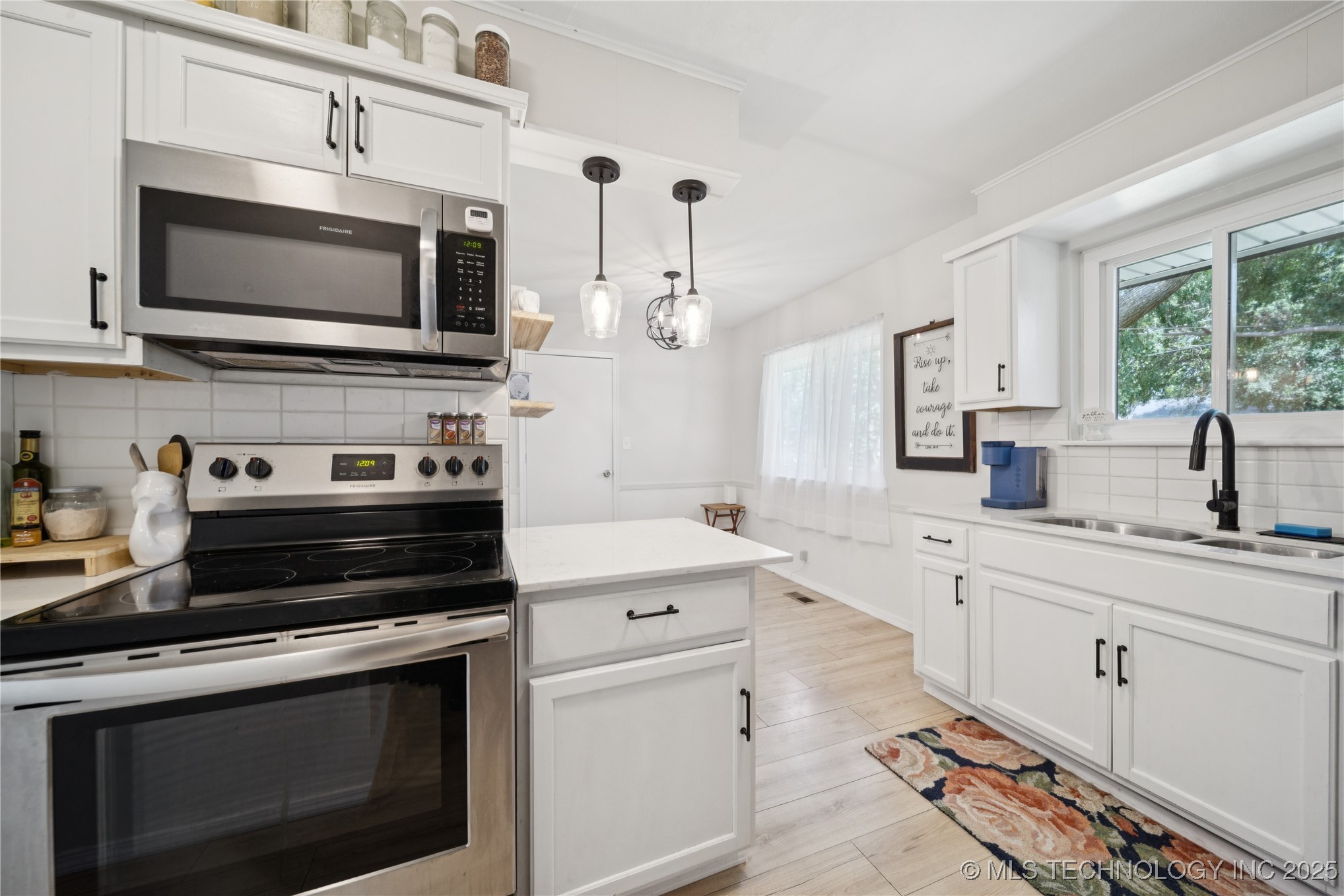 7351 E 58th Place Property Photo 18