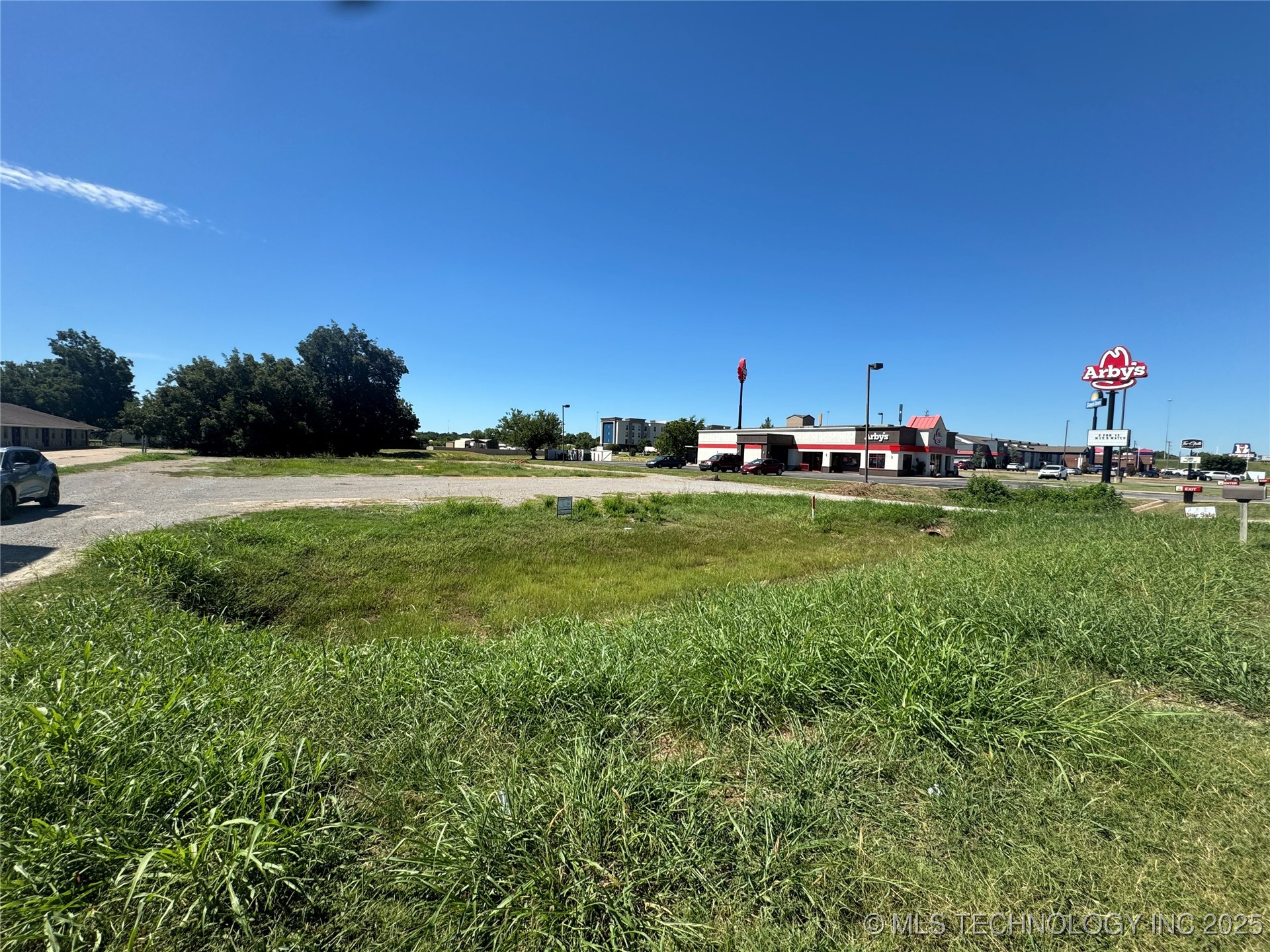 2510 W Grant Property Photo 2