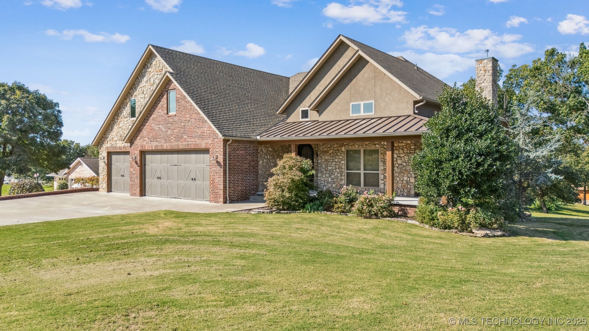 116 Eagleview Property Photo 6