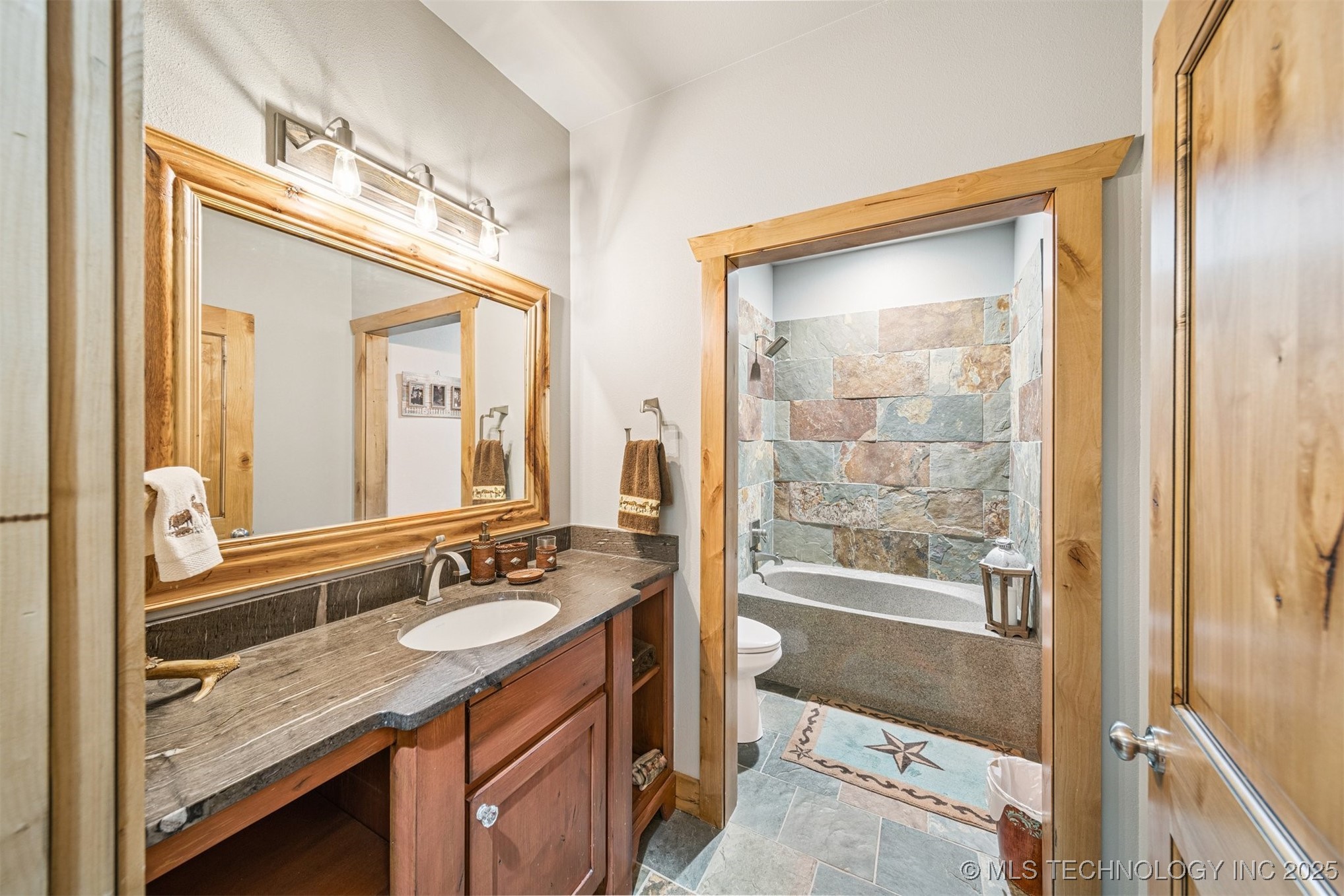 116 Eagleview Property Photo 13