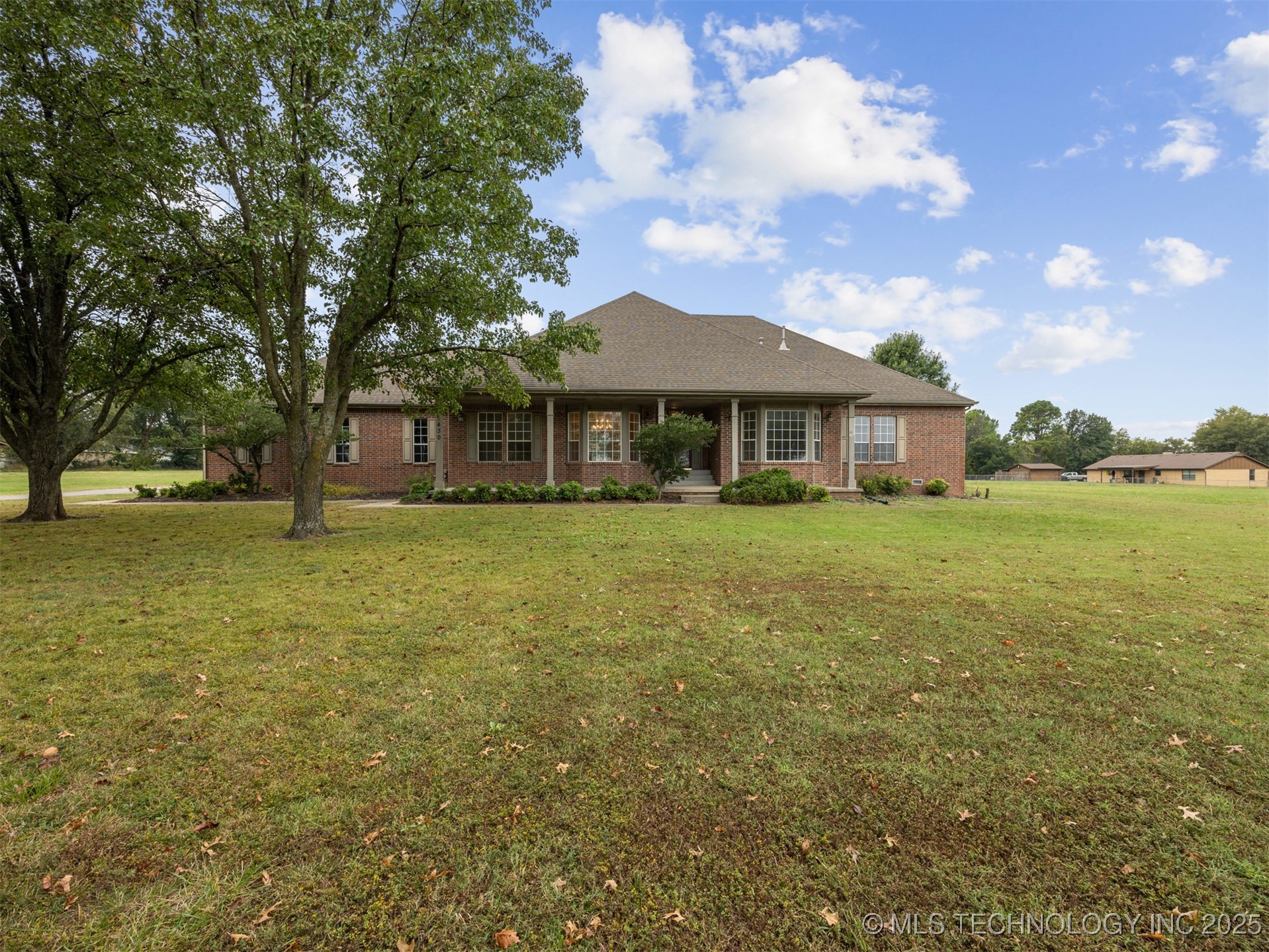 1430 S 177th East Avenue Property Photo 5