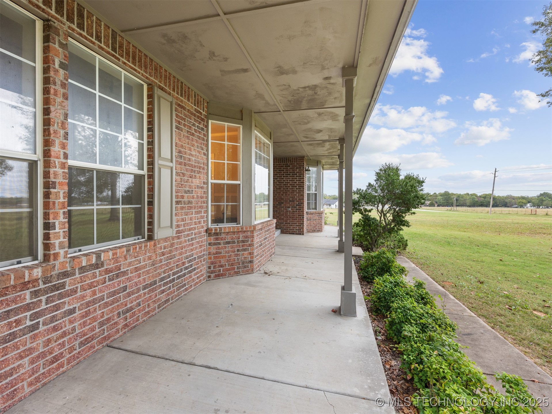 1430 S 177th East Avenue Property Photo 7