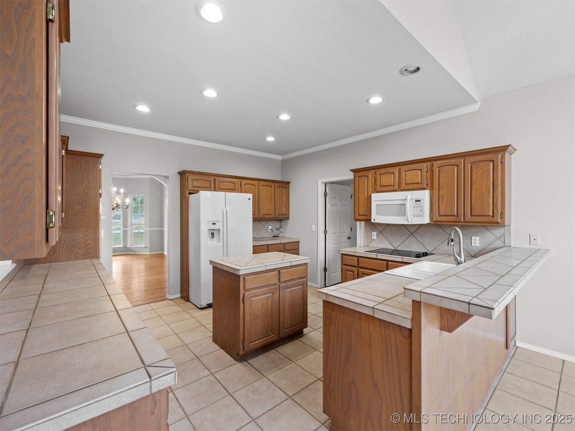 1430 S 177th East Avenue Property Photo 19