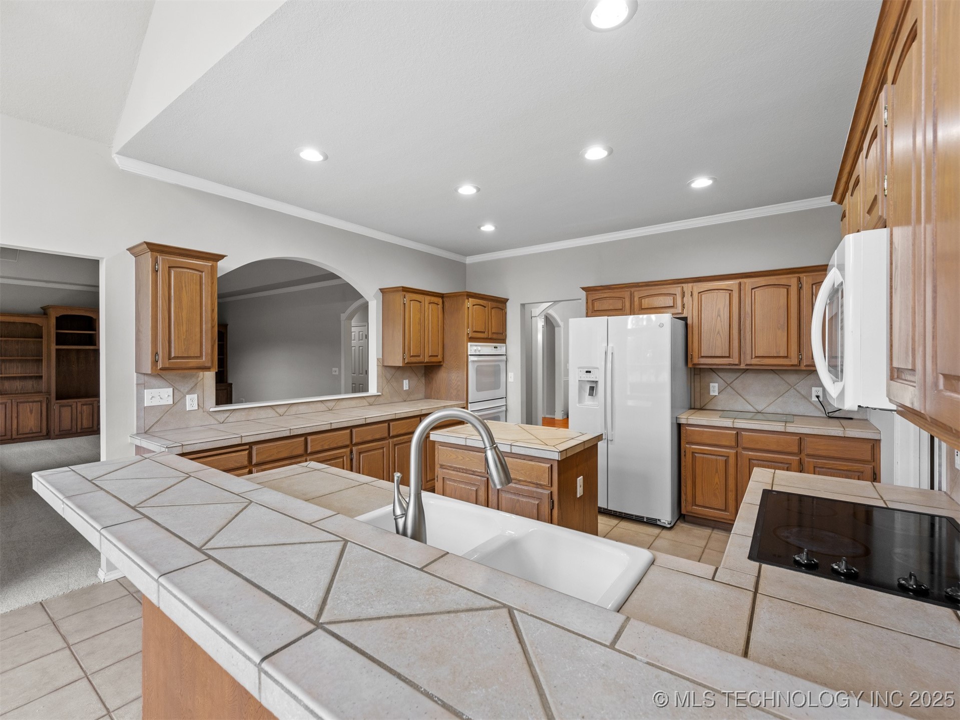 1430 S 177th East Avenue Property Photo 21