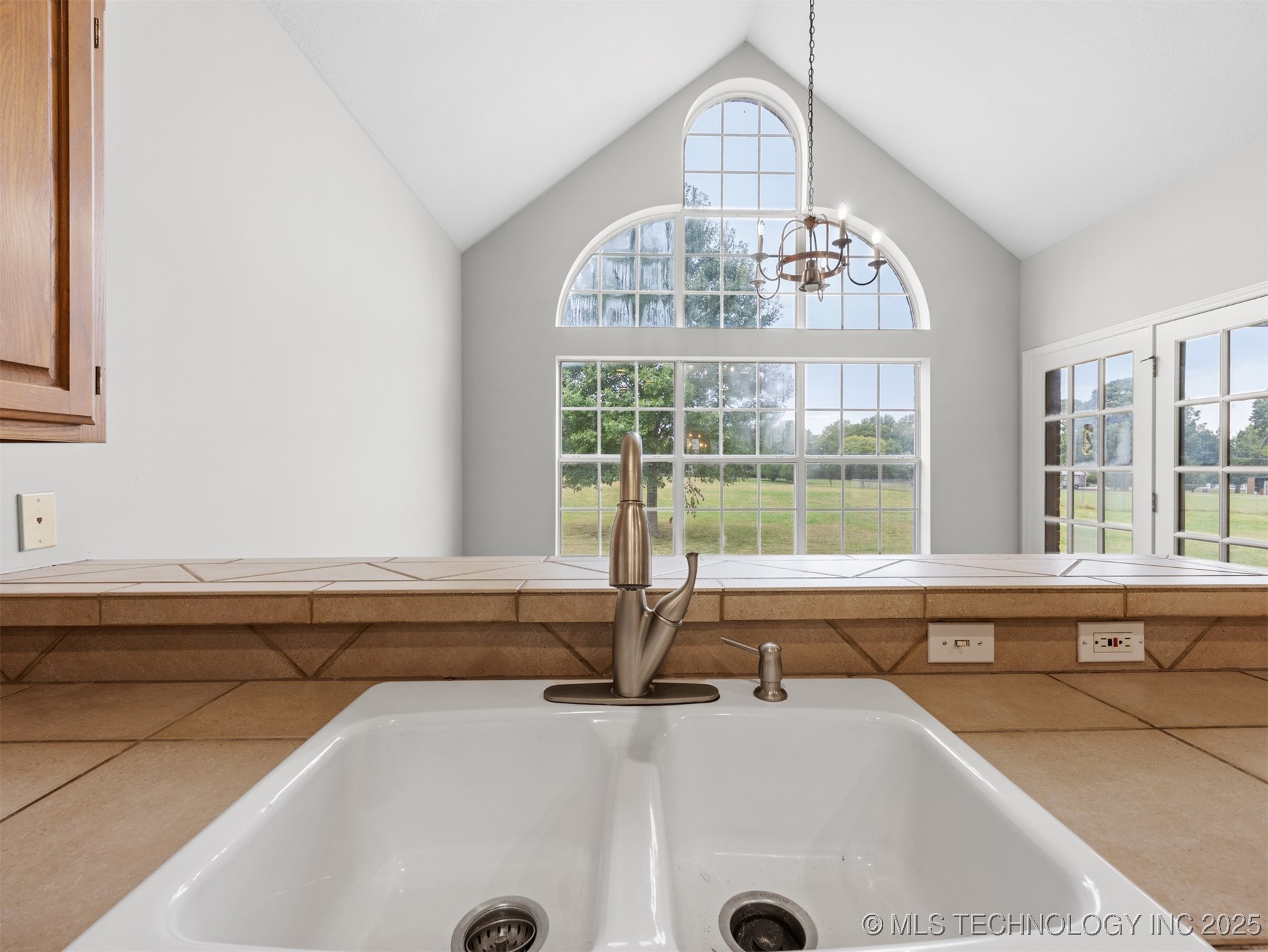 1430 S 177th East Avenue Property Photo 22