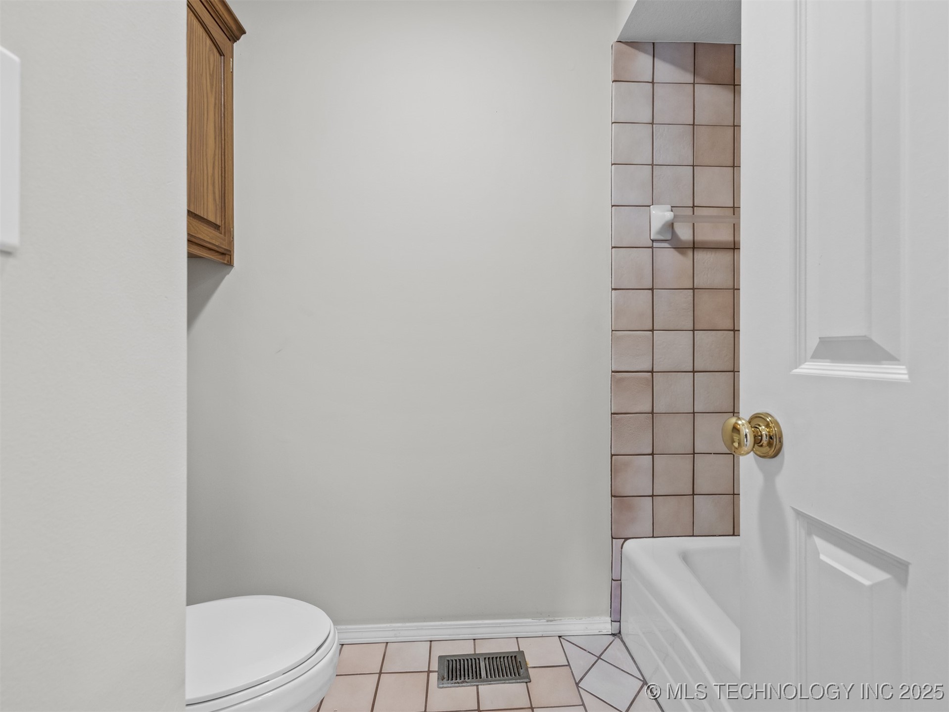 1430 S 177th East Avenue Property Photo 32