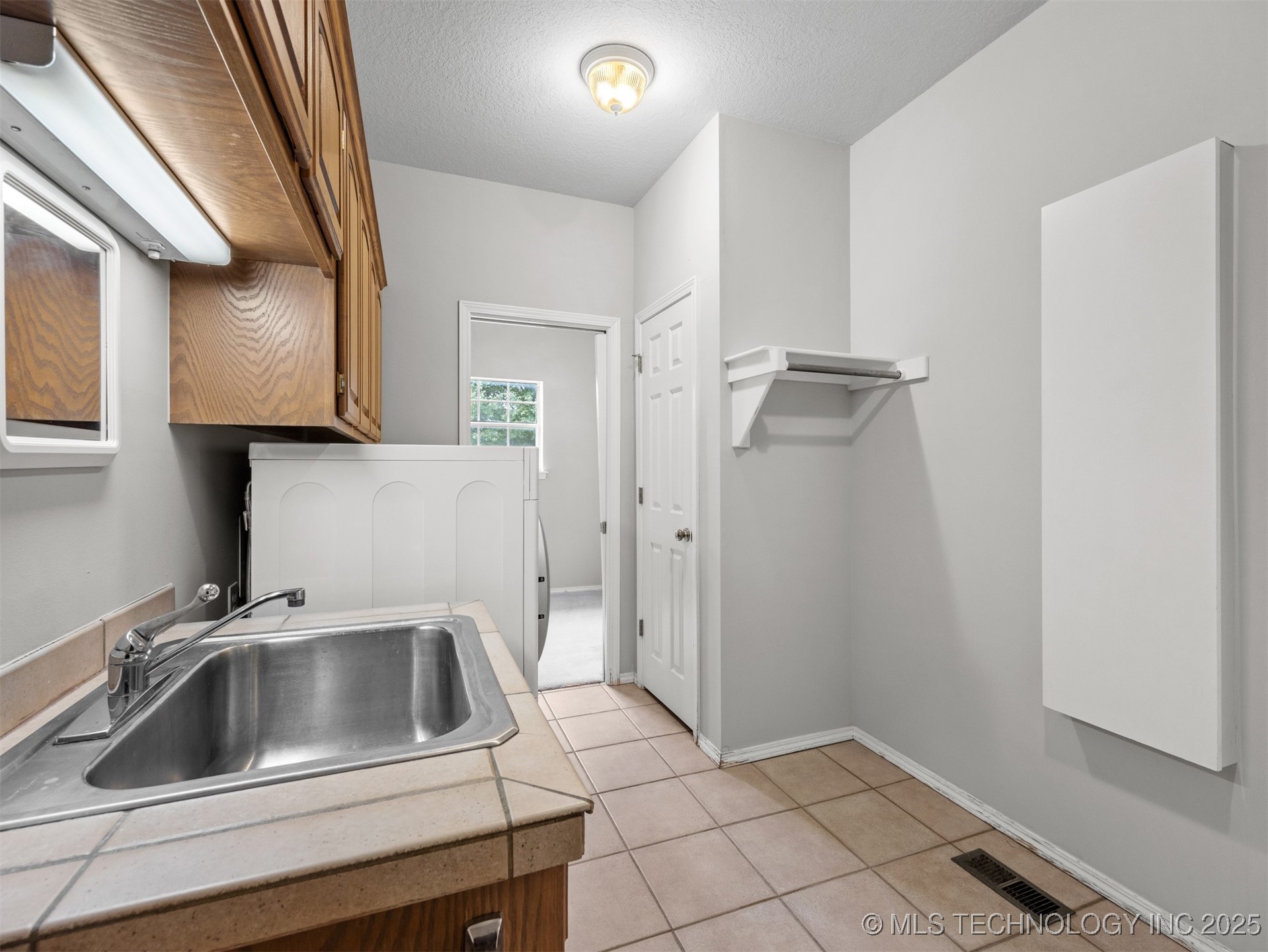 1430 S 177th East Avenue Property Photo 36