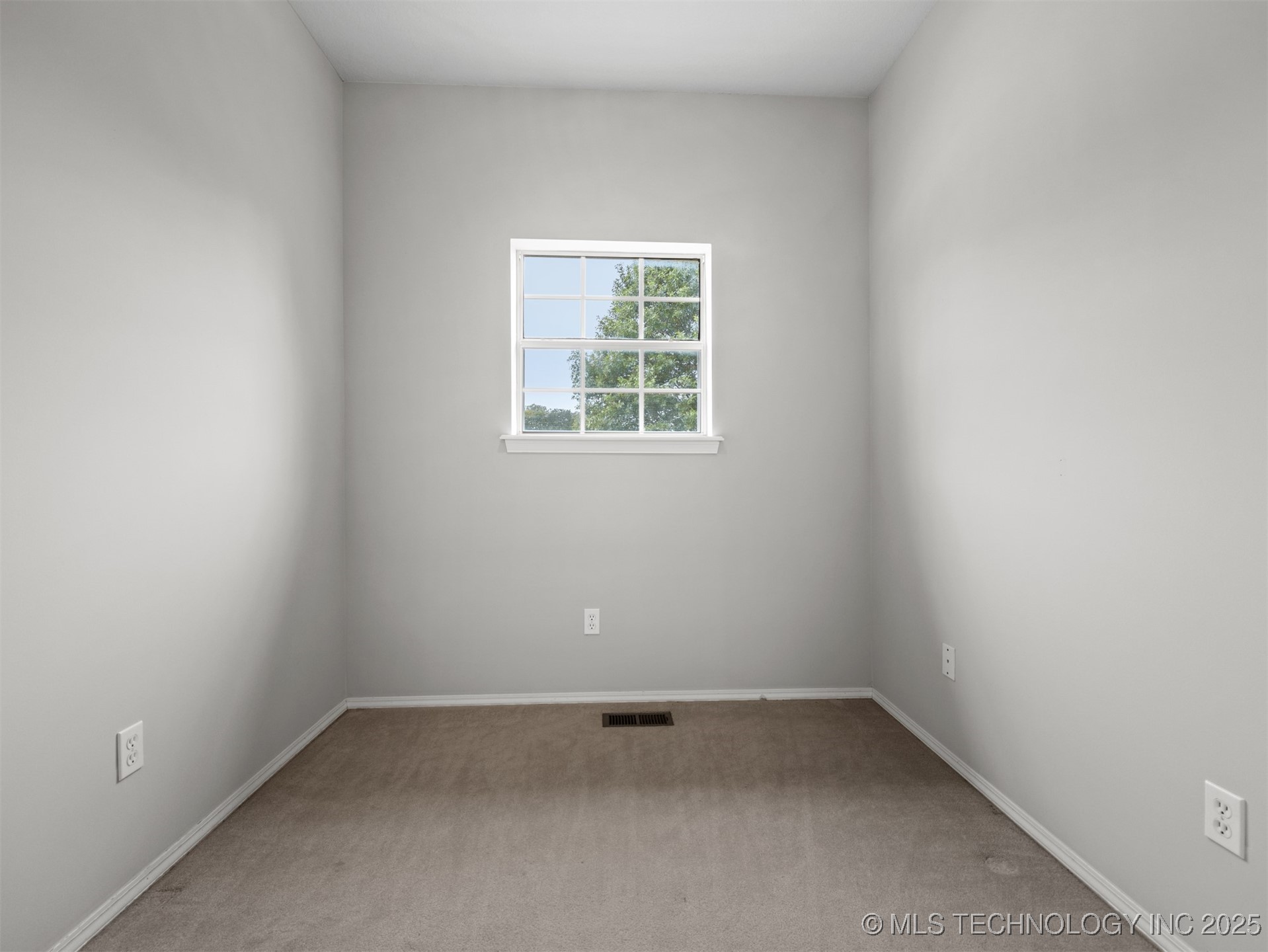 1430 S 177th East Avenue Property Photo 37