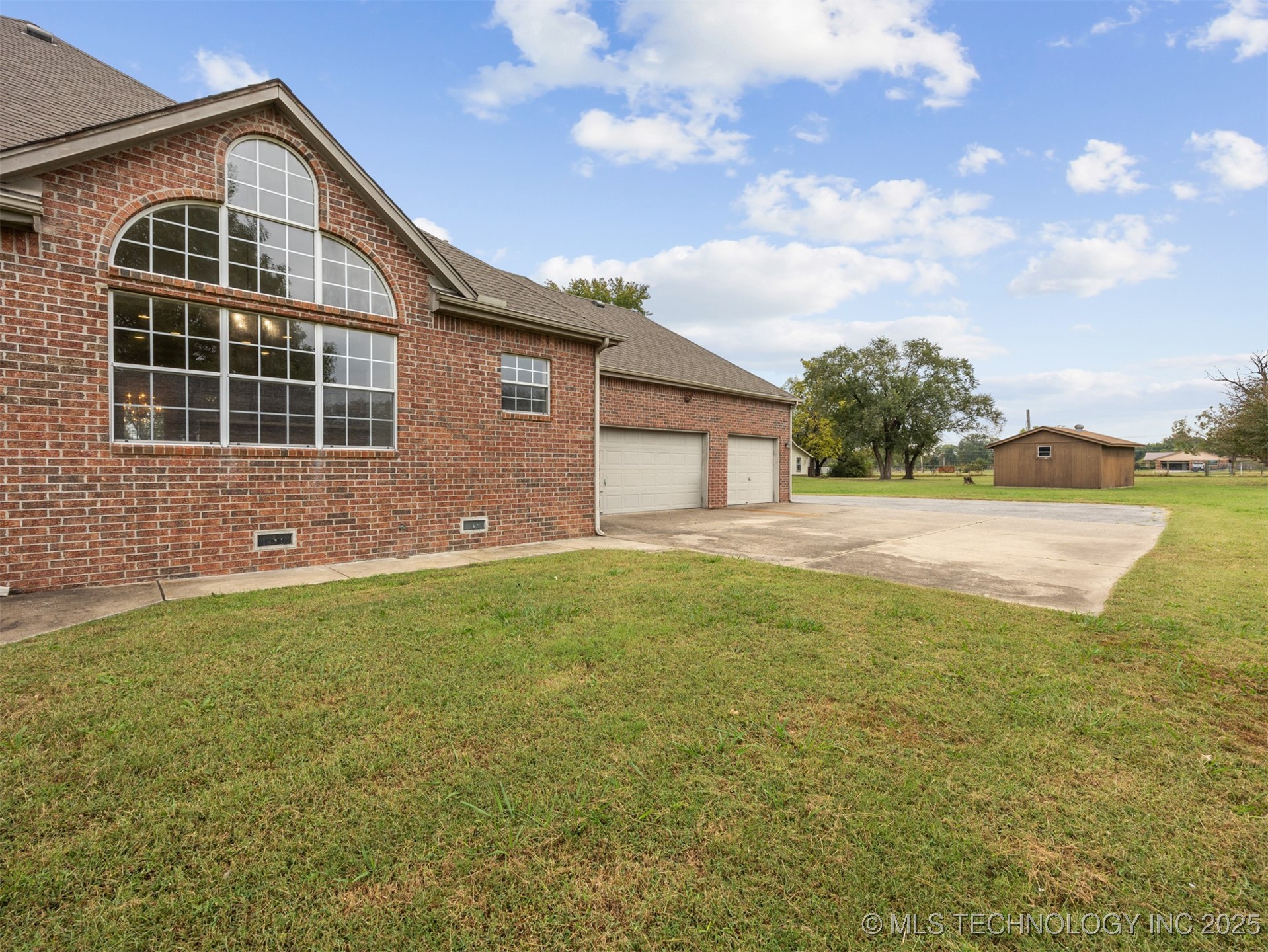 1430 S 177th East Avenue Property Photo 40