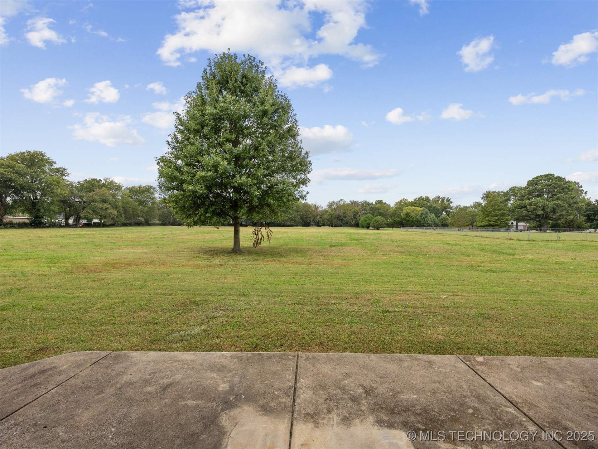 1430 S 177th East Avenue Property Photo 41