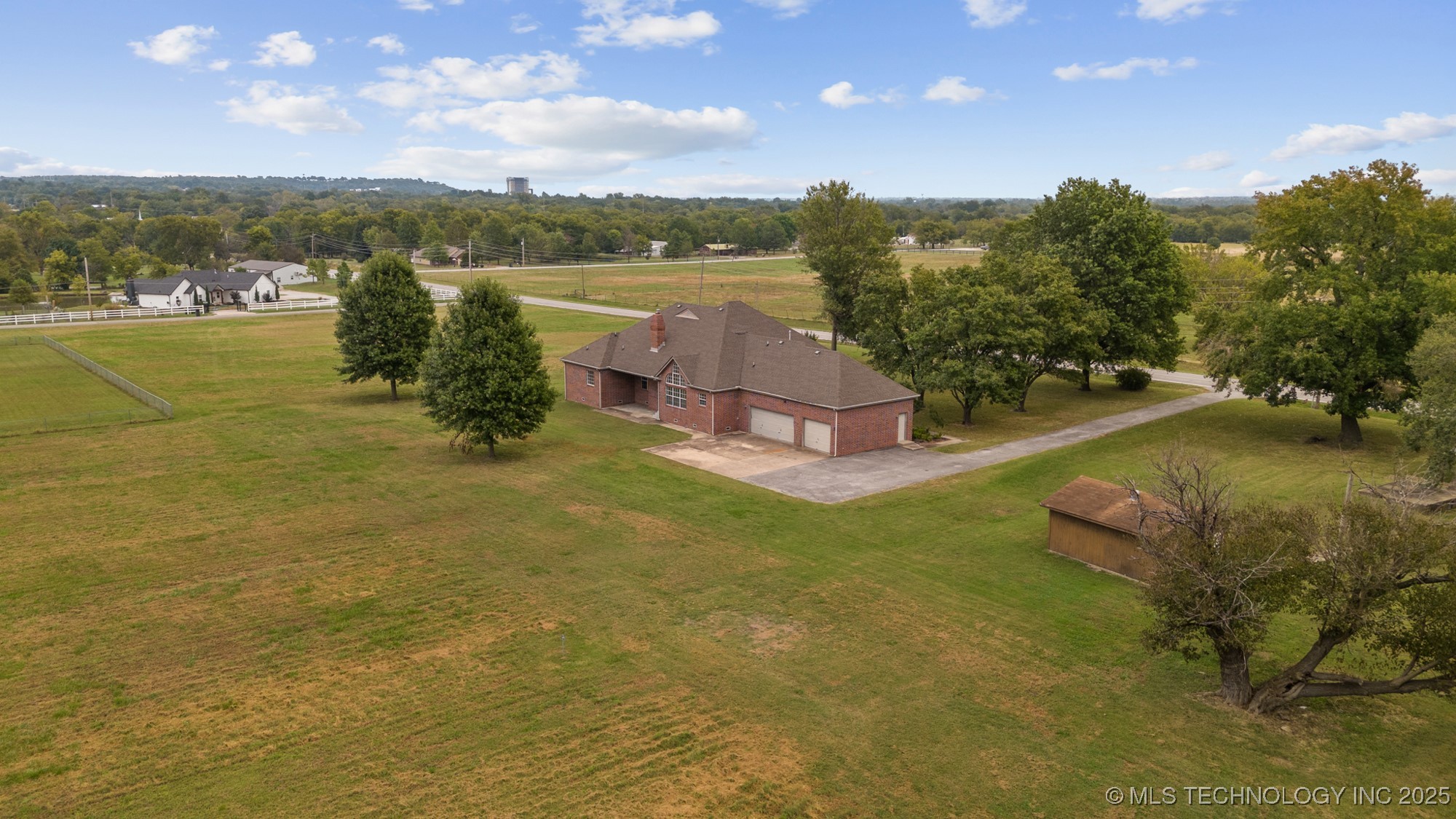 1430 S 177th East Avenue Property Photo 49