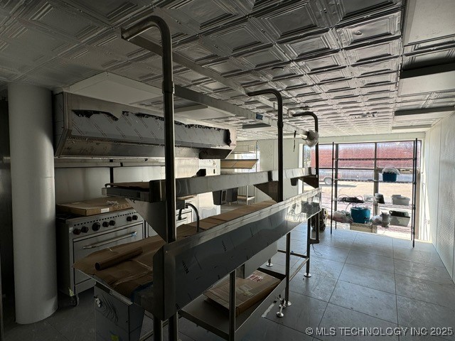 305 N Main Street Property Photo 20