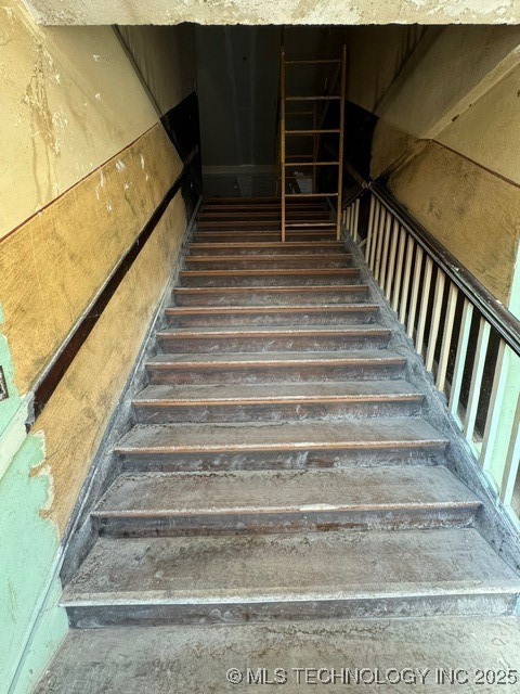 305 N Main Street Property Photo 29