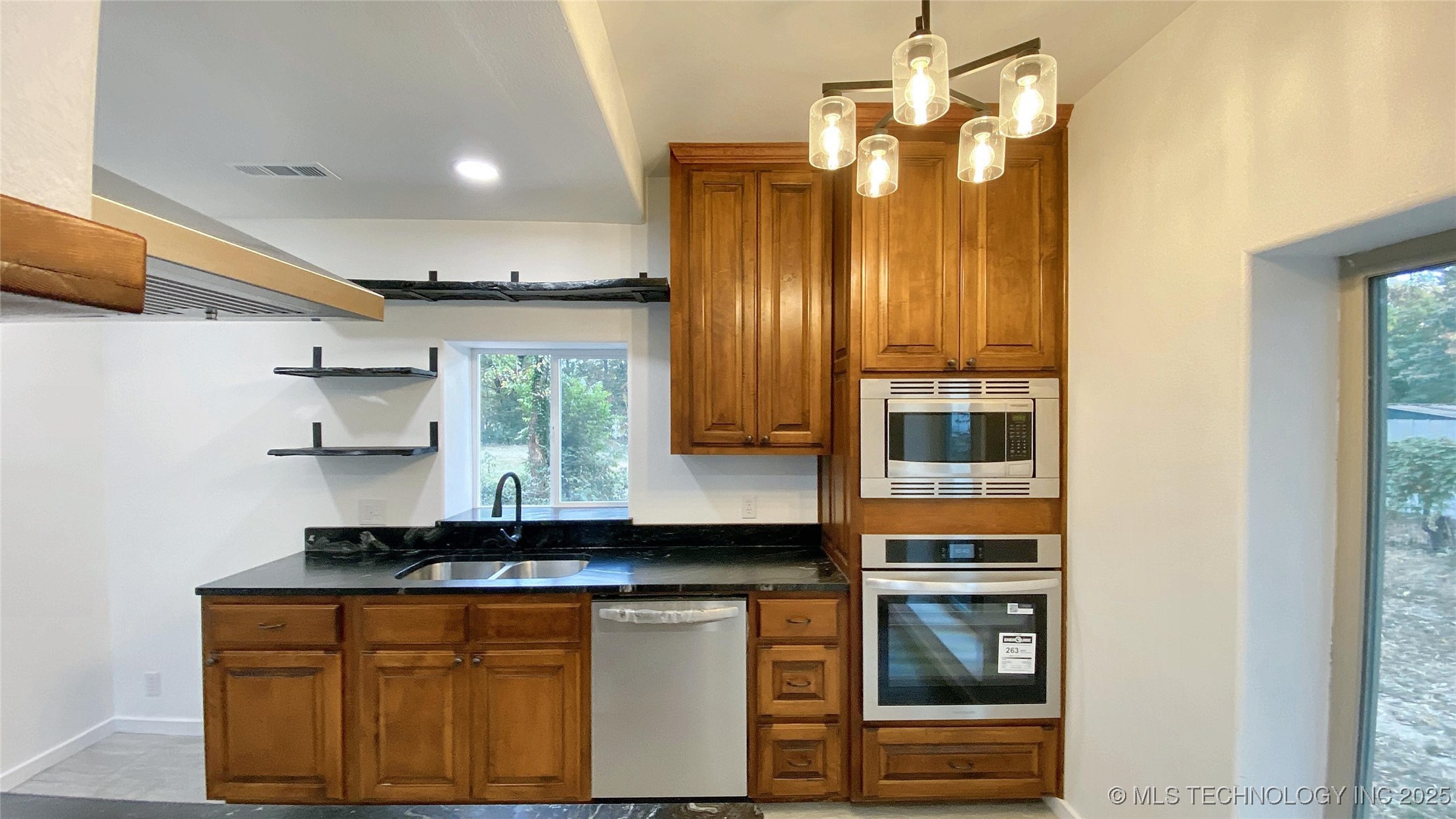 1309 S 3rd Street Property Photo 13