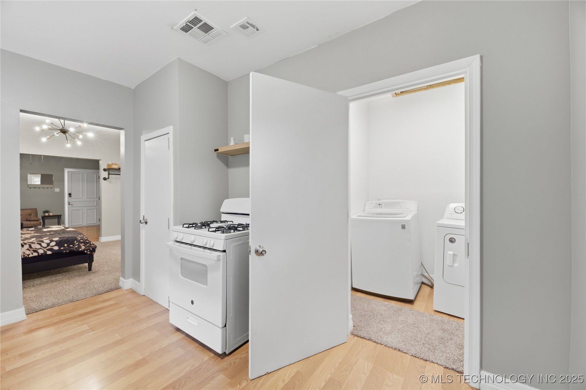 818 S Troost Avenue Property Photo 13