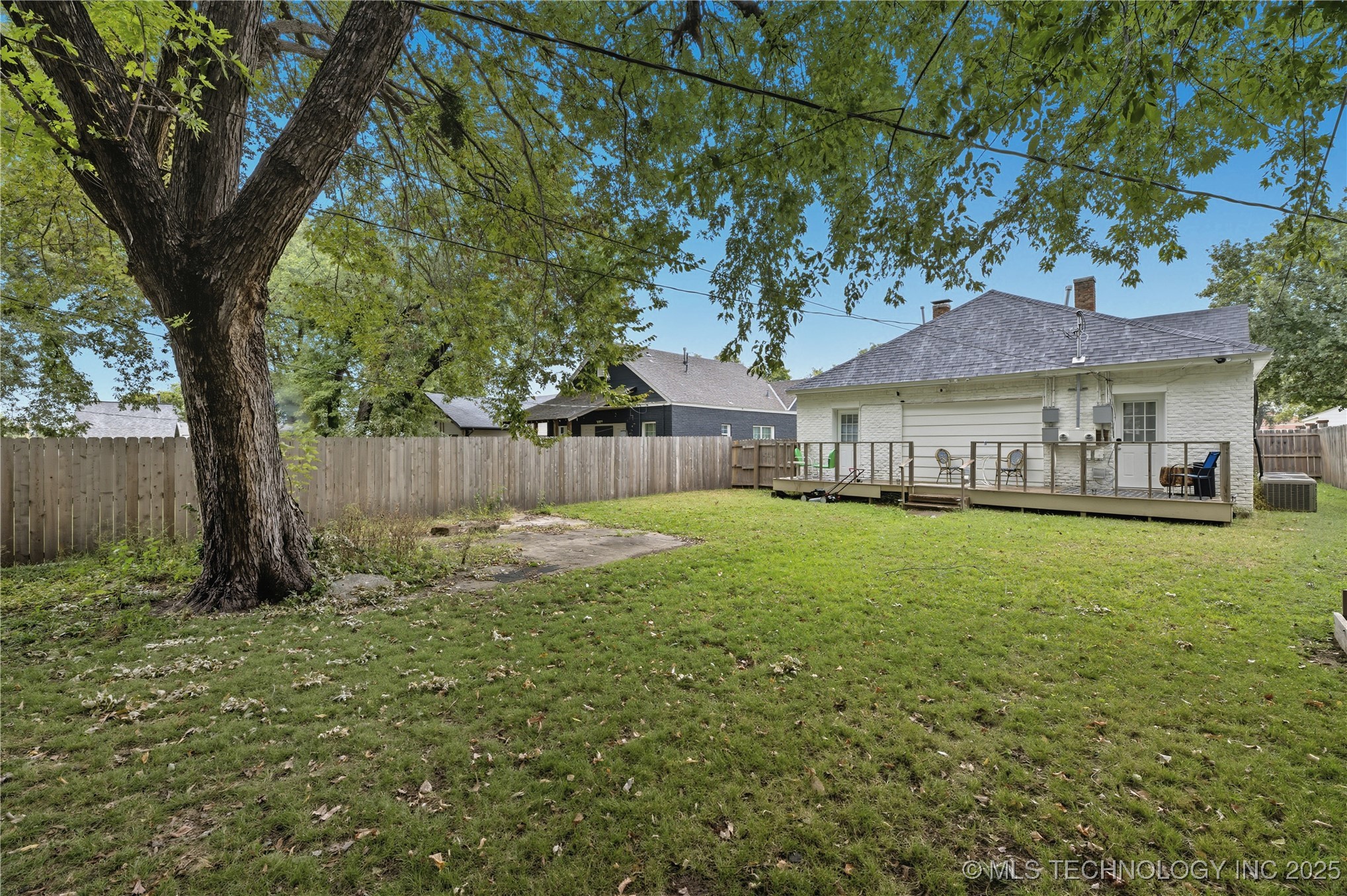 818 S Troost Avenue Property Photo 21