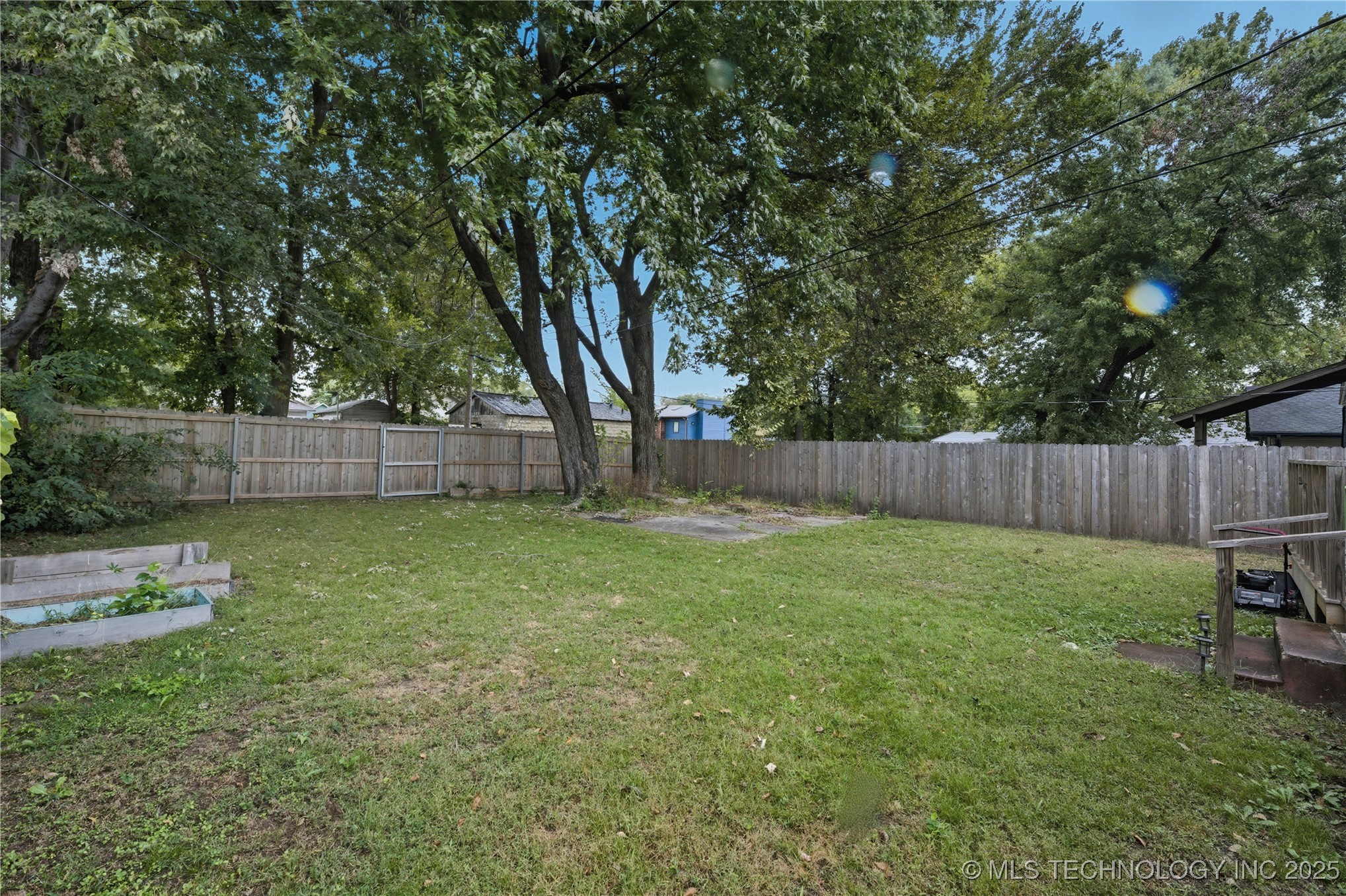 818 S Troost Avenue Property Photo 24