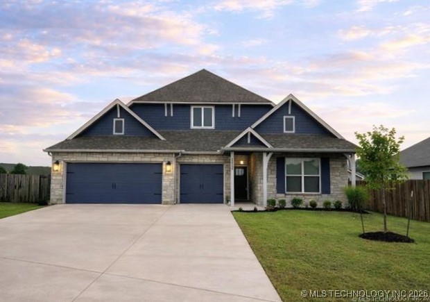 2010 W Fredericksburg Court Property Photo 1