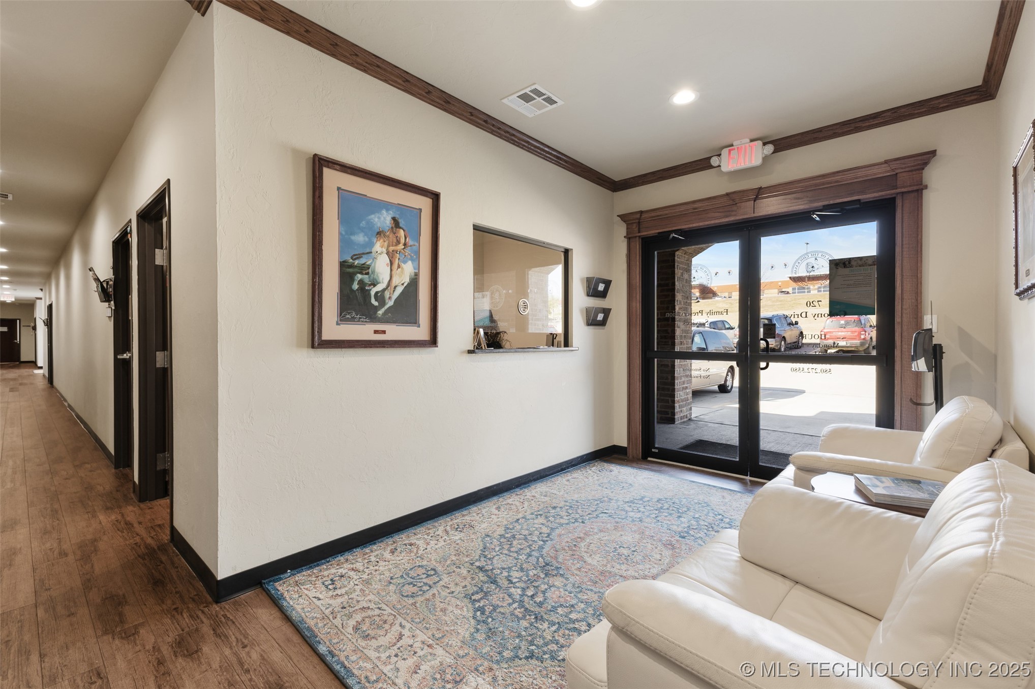 1124 Colony Property Photo 2