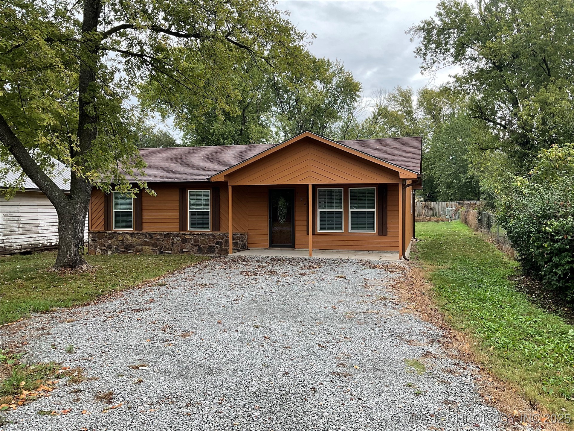 304 N 5th Street Property Photo 1