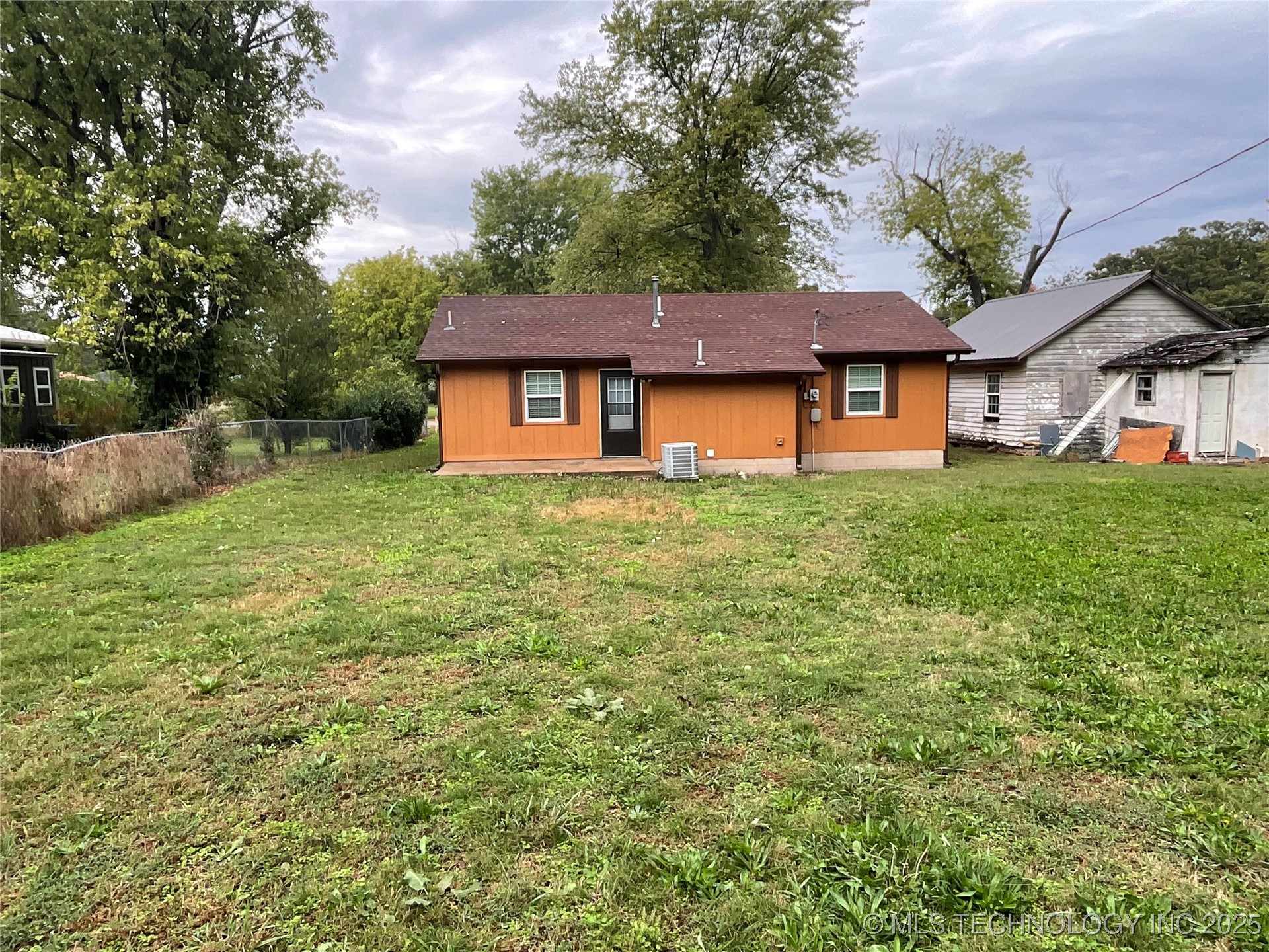 304 N 5th Street Property Photo 6