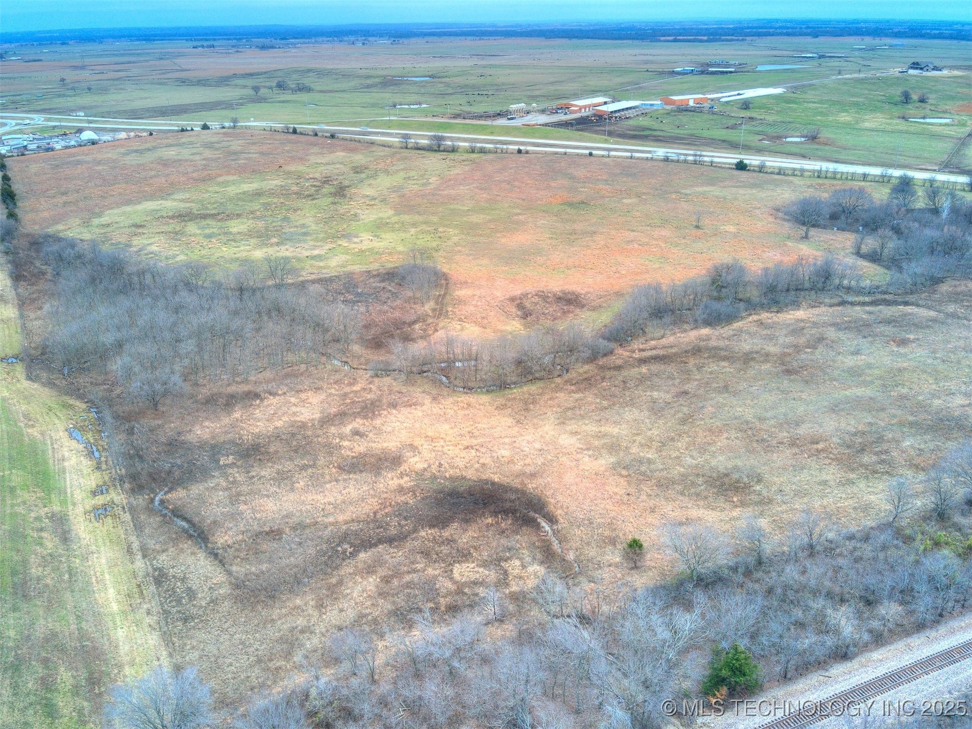 435006 E Hwy 60 Property Photo 7